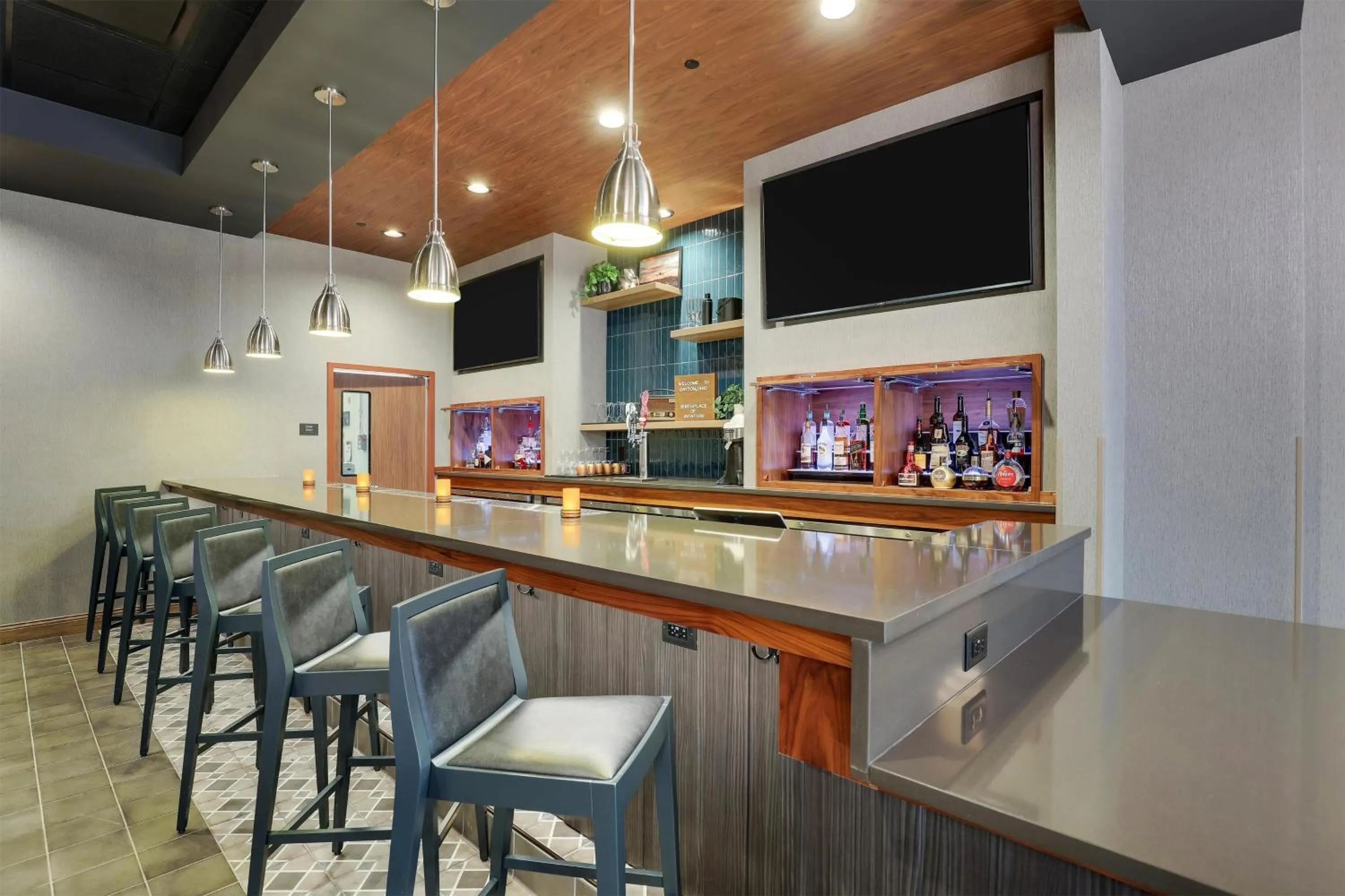 Lounge or bar in Drury Inn & Suites Dayton North