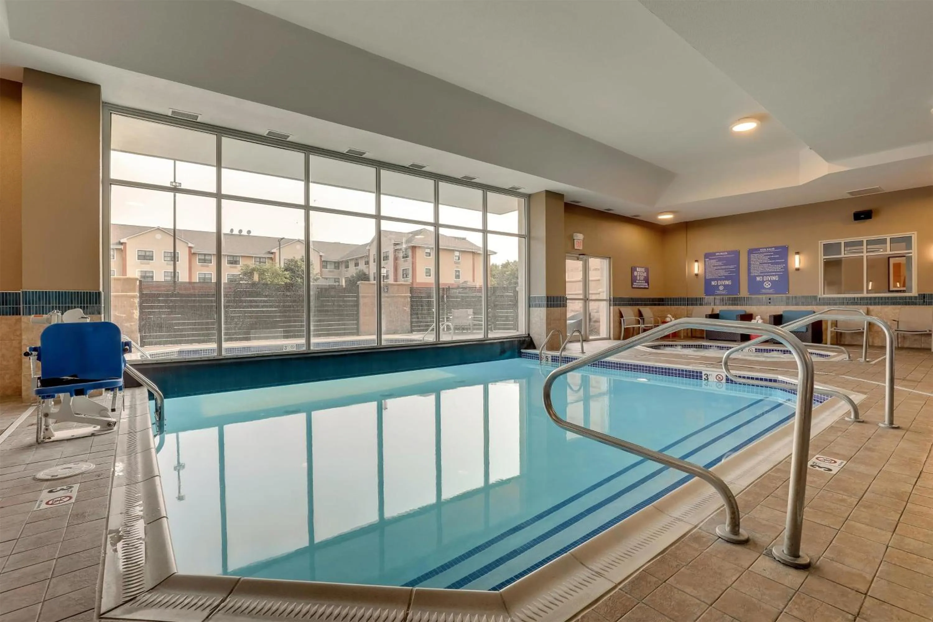 Pool view in Drury Inn & Suites Dayton North
