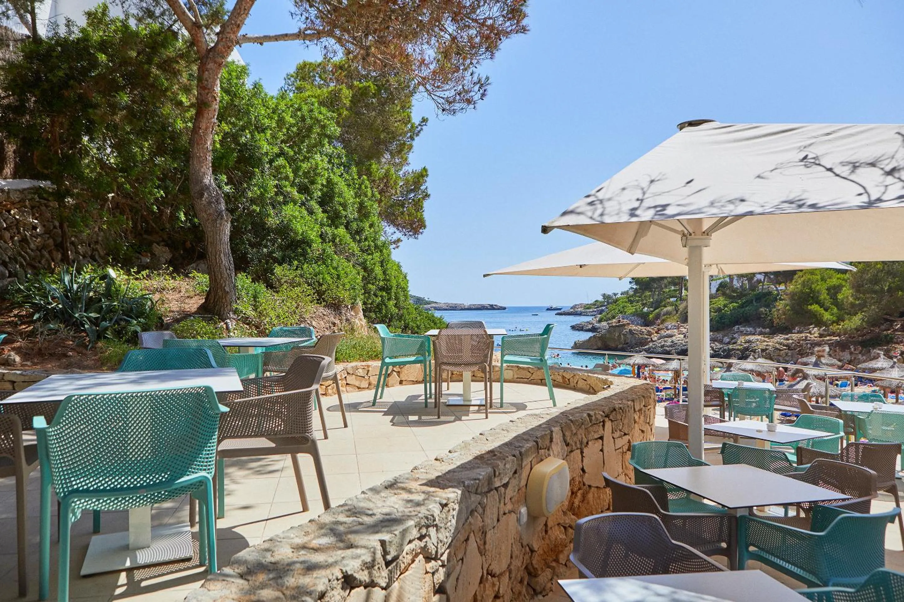 Restaurant/places to eat in Hotel Rocamarina - Adults Only