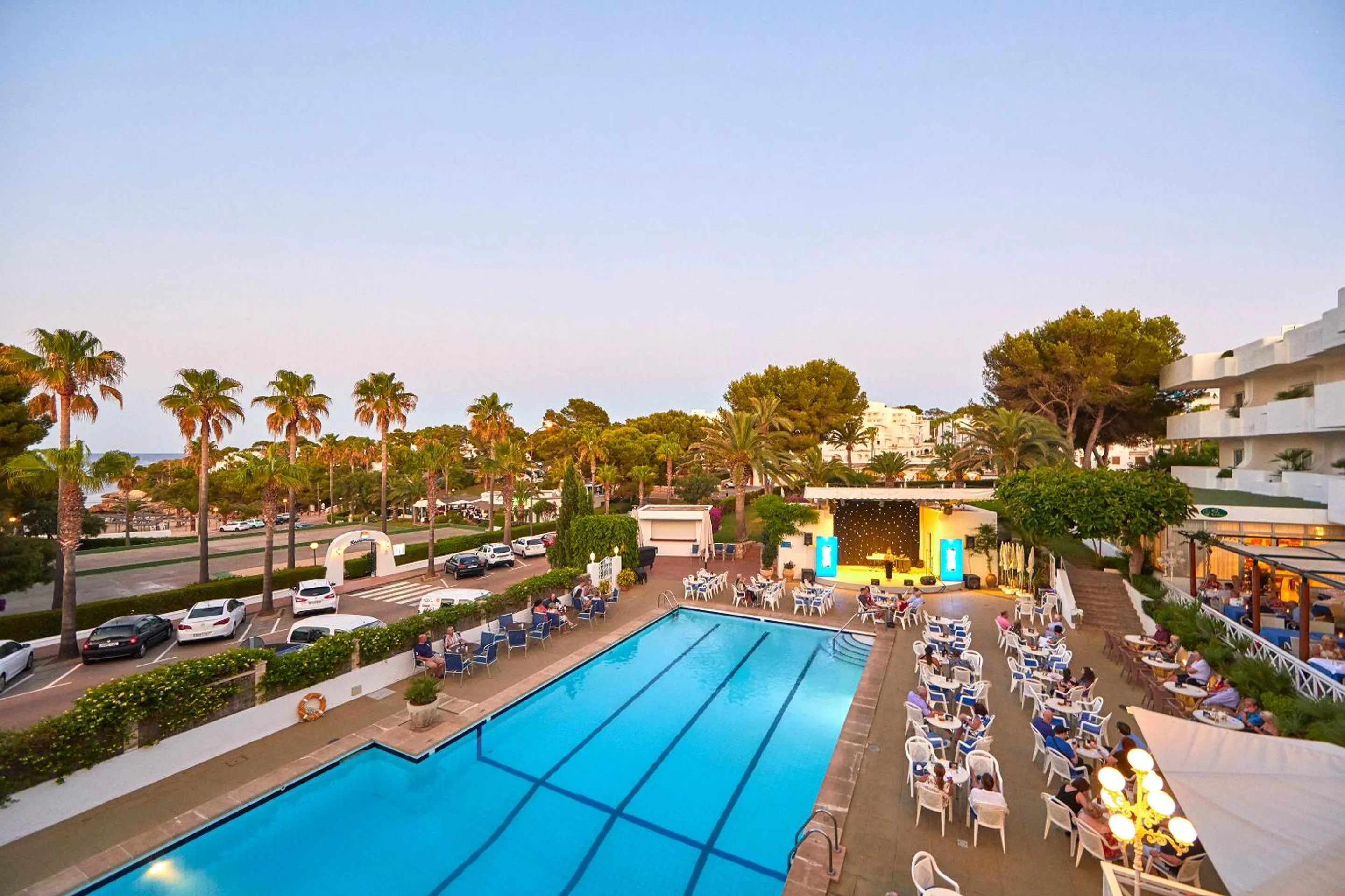 Swimming pool in Hotel Rocamarina - Adults Only