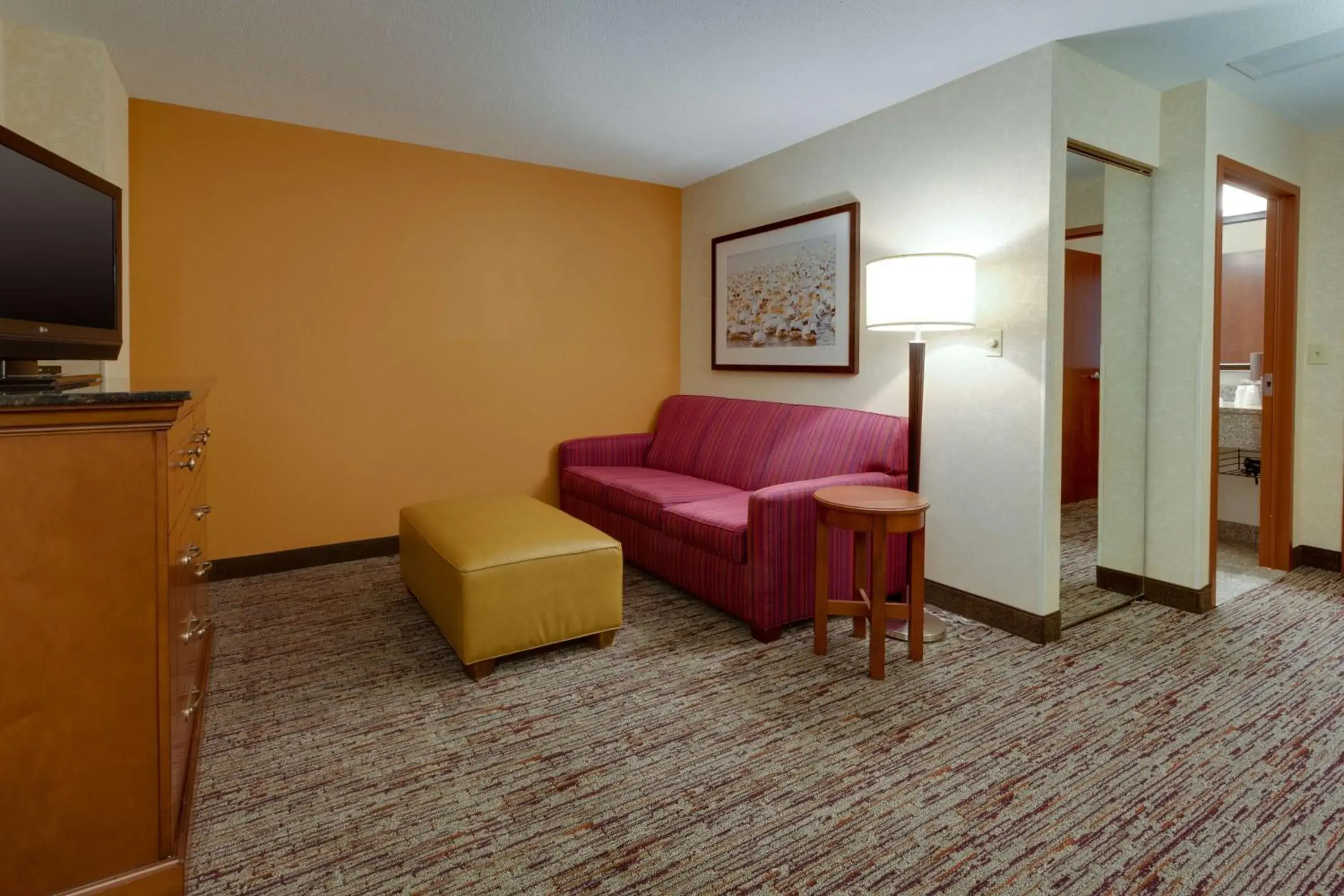 Spacious King Room – High Floor in Drury Inn & Suites Baton Rouge Spacious King Room – High Floor in Drury Inn & Suites Baton Rouge