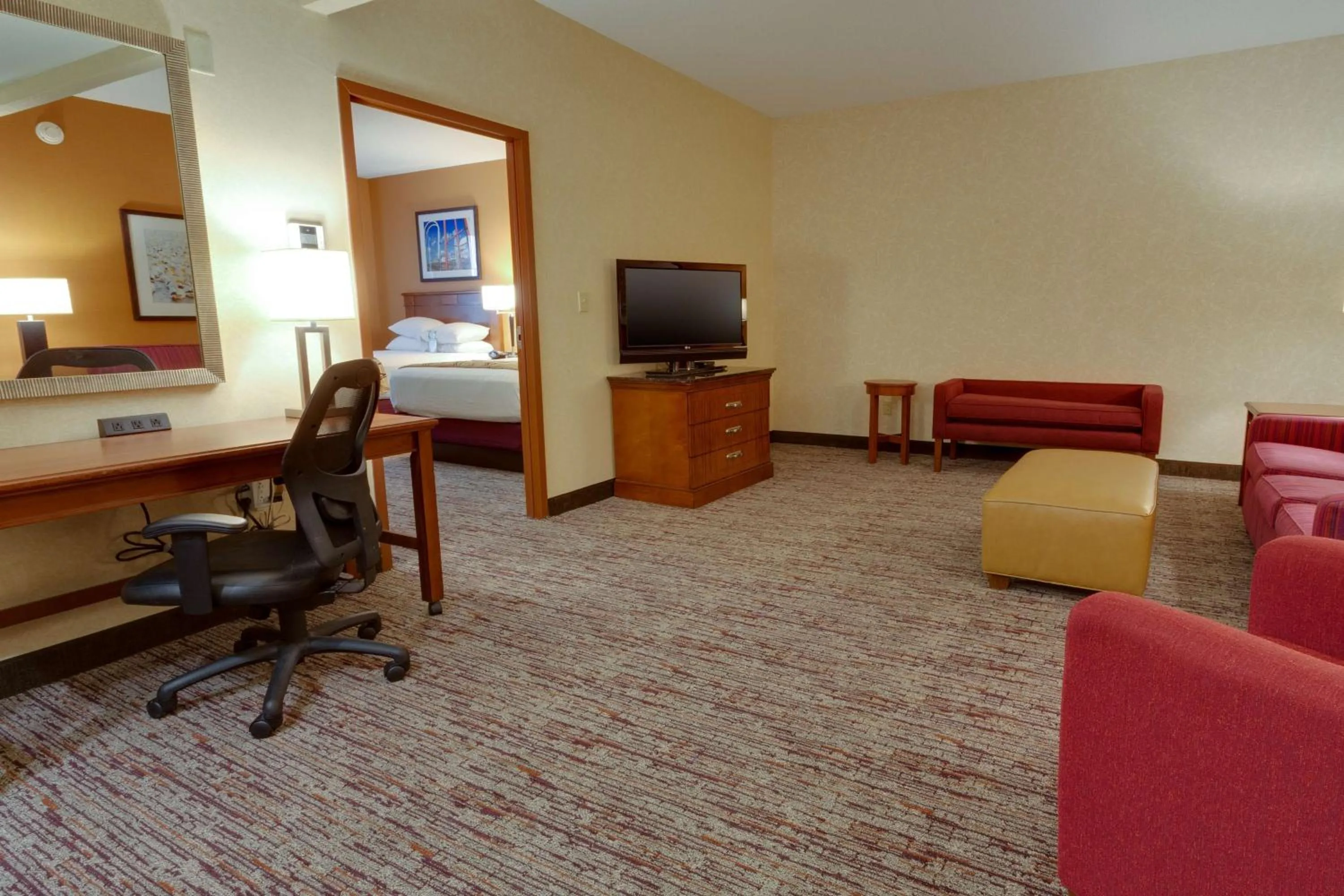Photo of the whole room in Drury Inn & Suites Baton Rouge