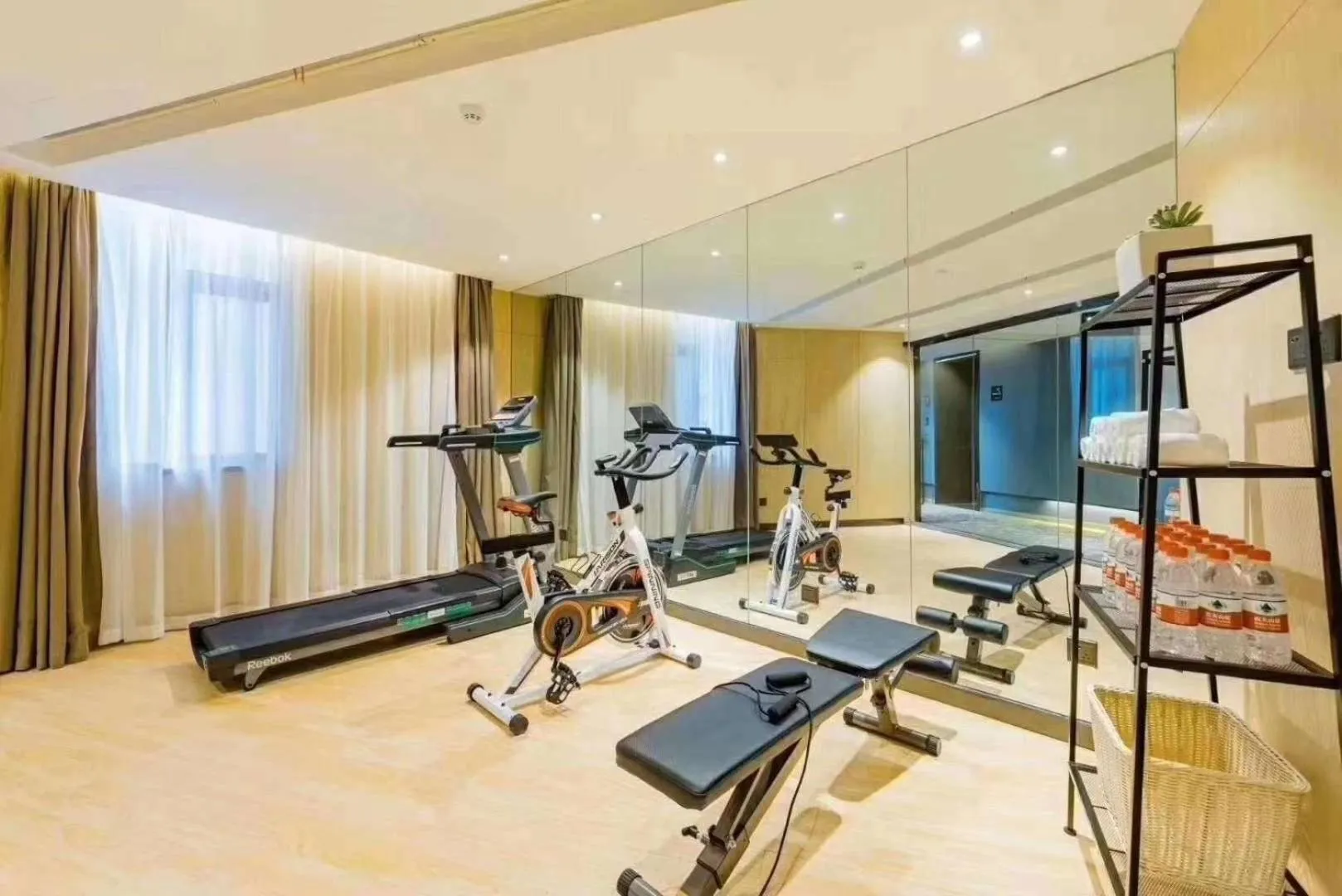 Atour Hotel Shangrao Central Square