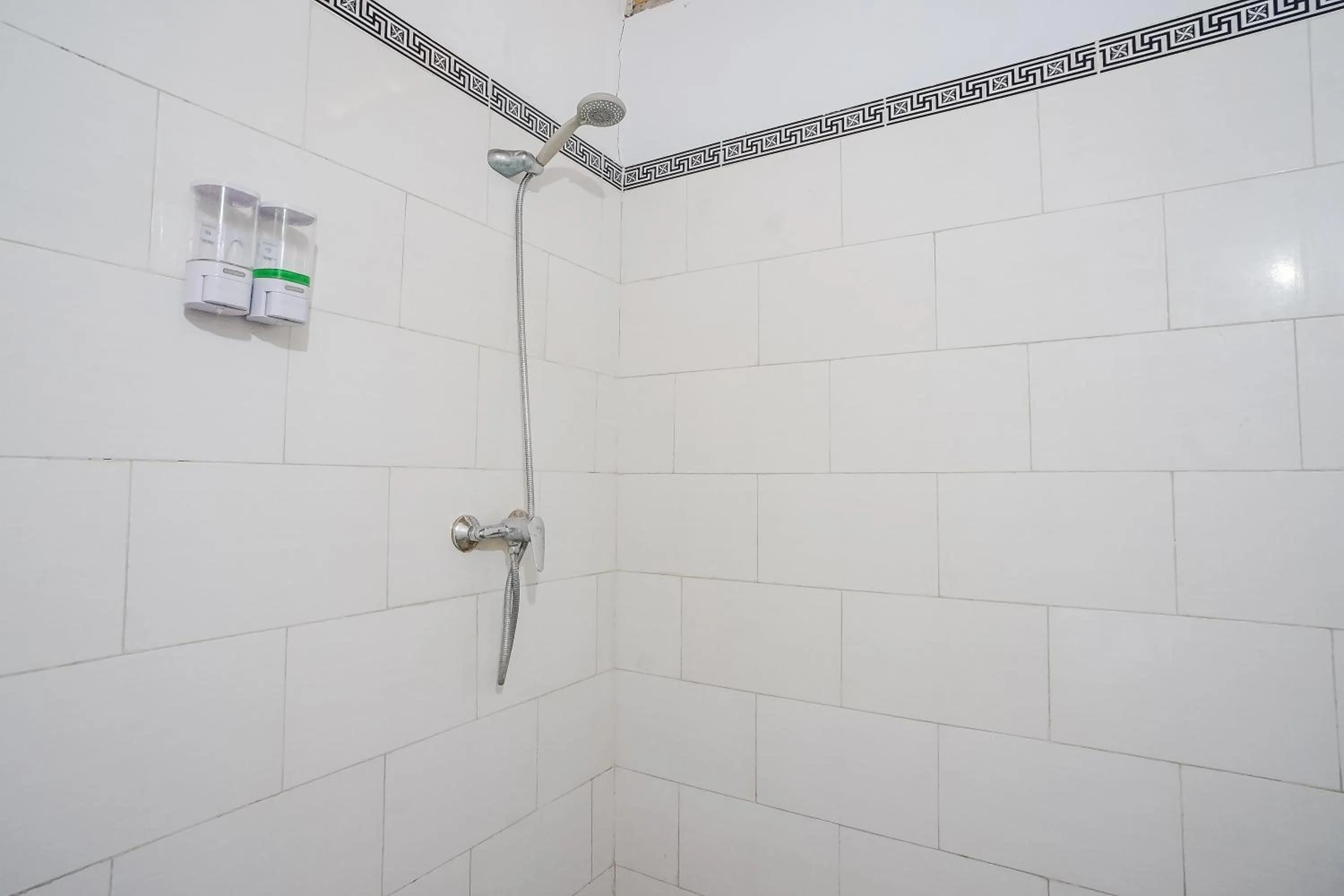 Bathroom in Penida Lapaya Bungalows Nusa Penida