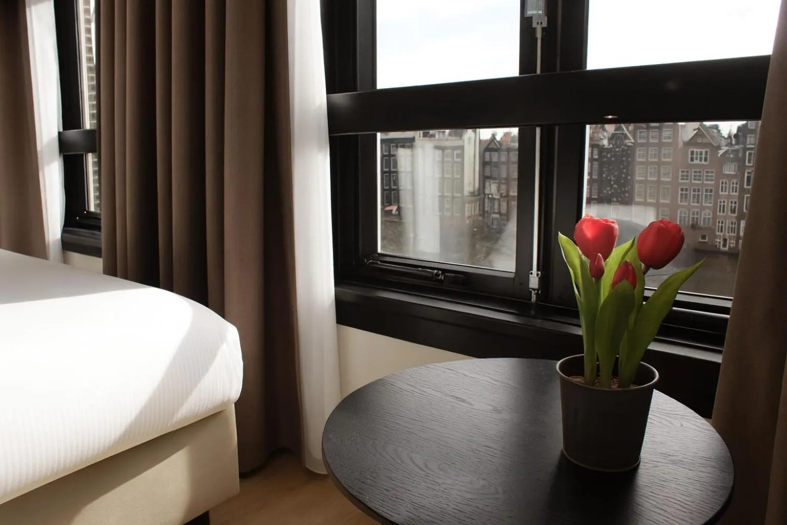 Bed in Hotel van Gelder