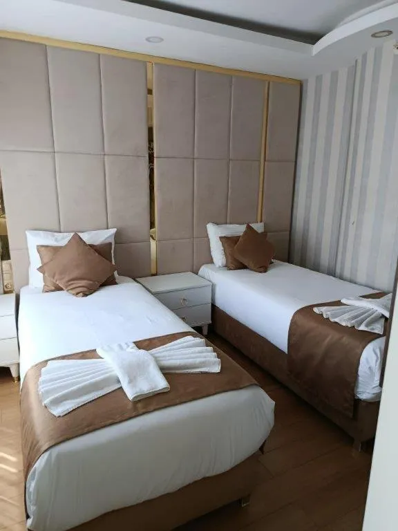 Bedroom, Bed in Burj Al Istanbul