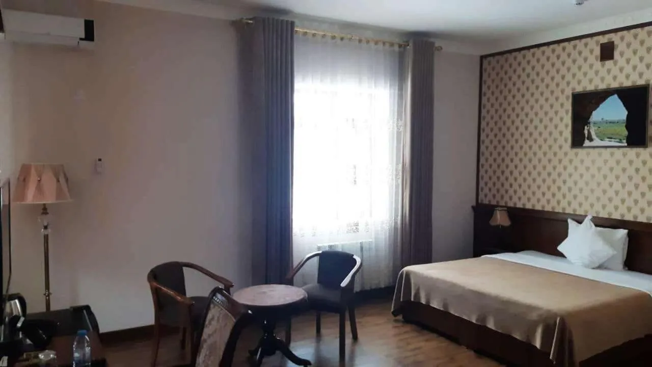 Bed in Erkin Palace Hotel