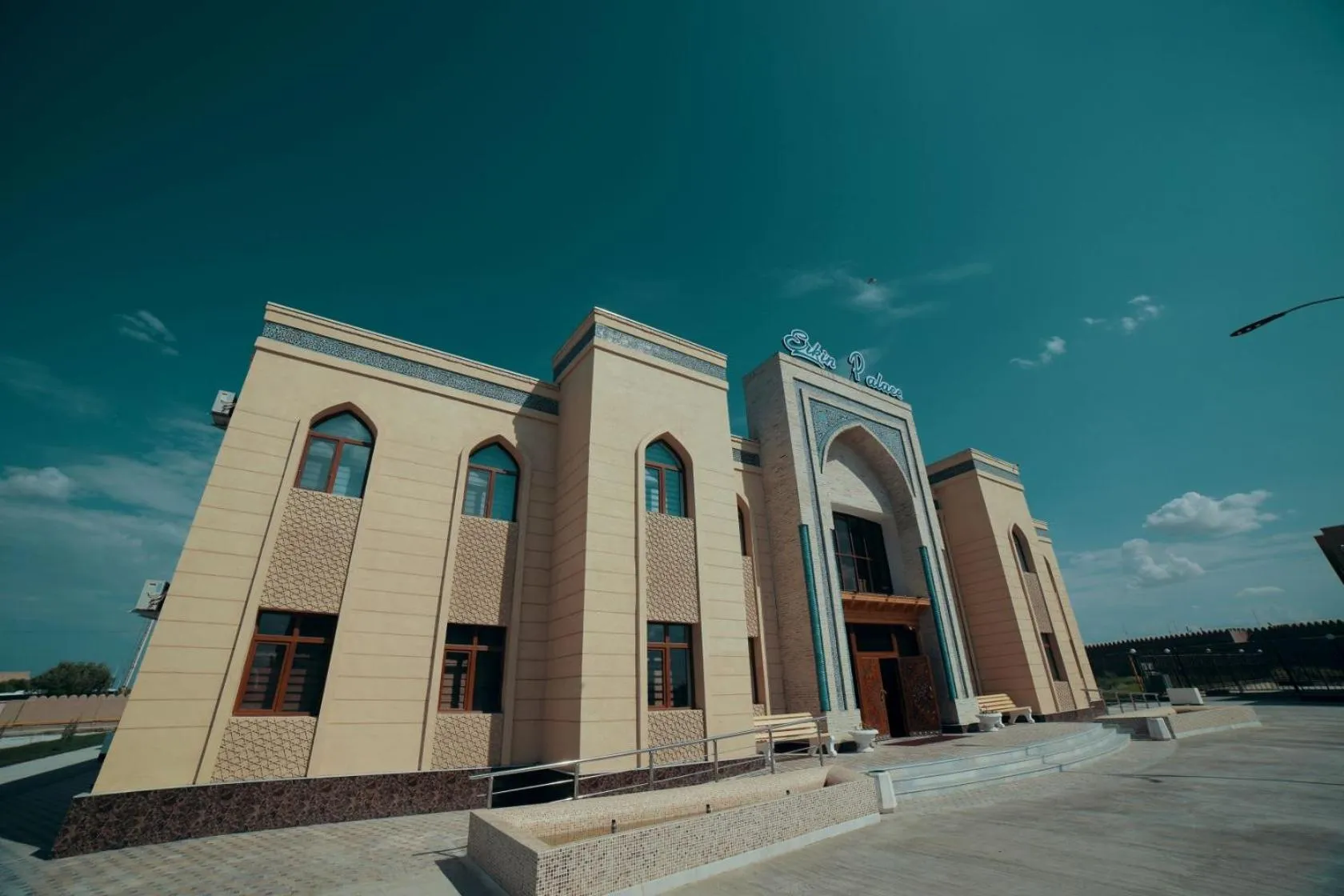 Property building in Erkin Palace Hotel