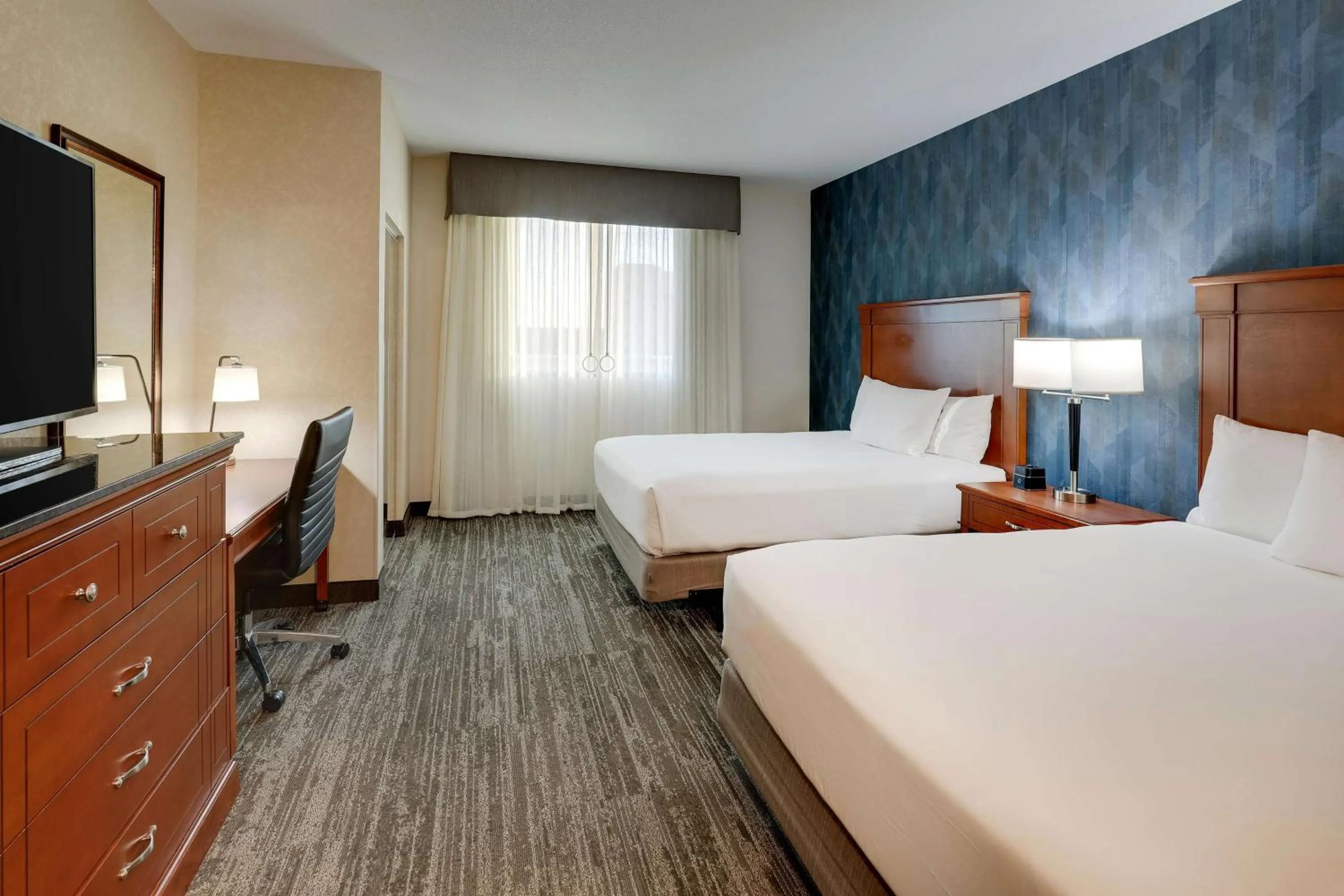 Bedroom, Bed in Drury Plaza Hotel Denver Westminster