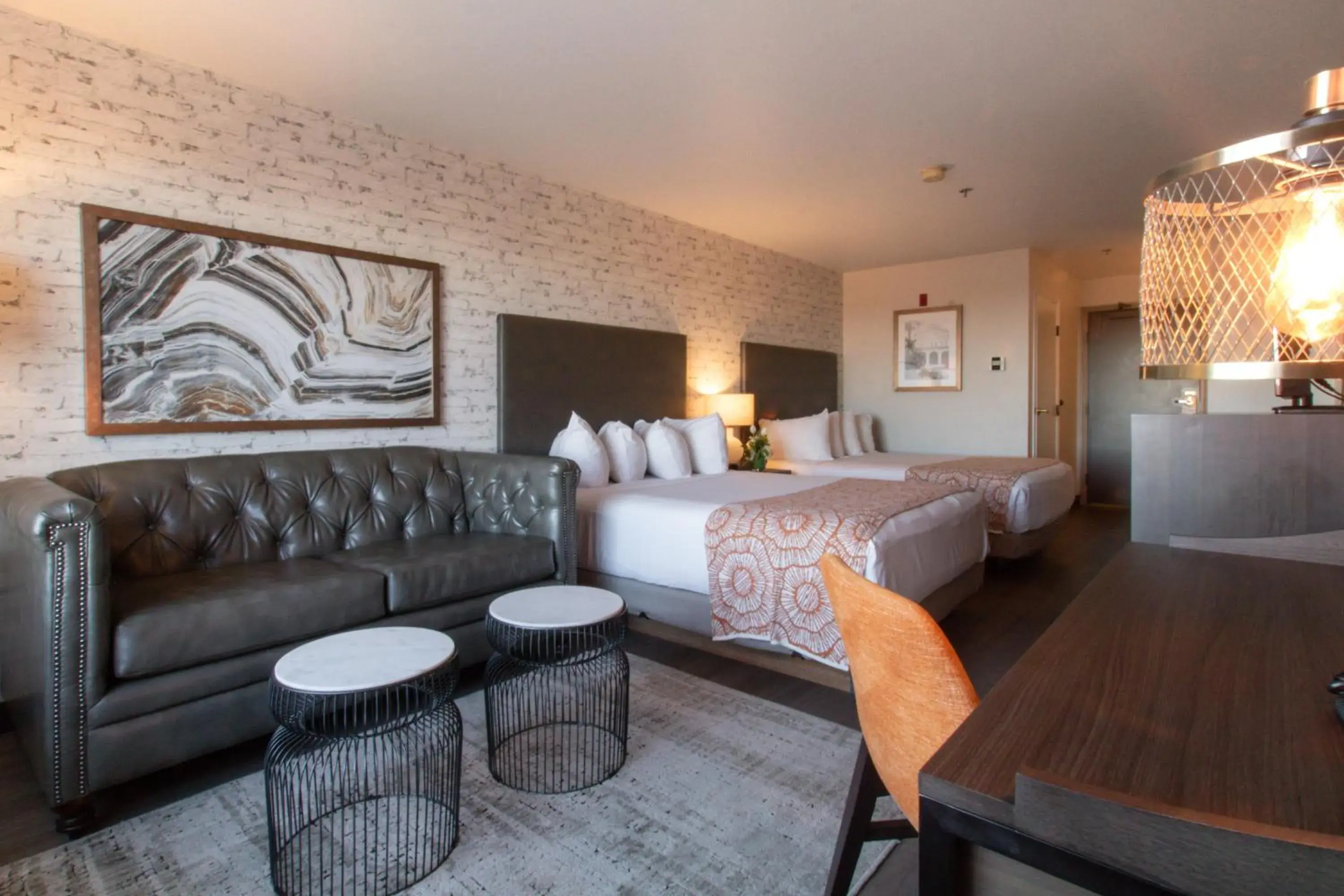 2 Queen Suite in Oxford Suites Chico 2 Queen Suite in Oxford Suites Chico