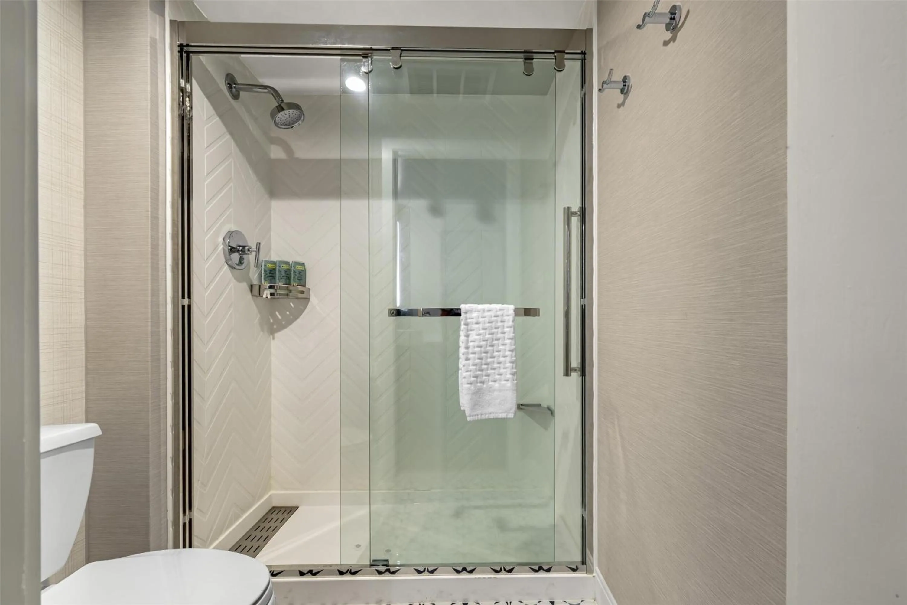 Bathroom in Best Western Potsdam University Park Inn