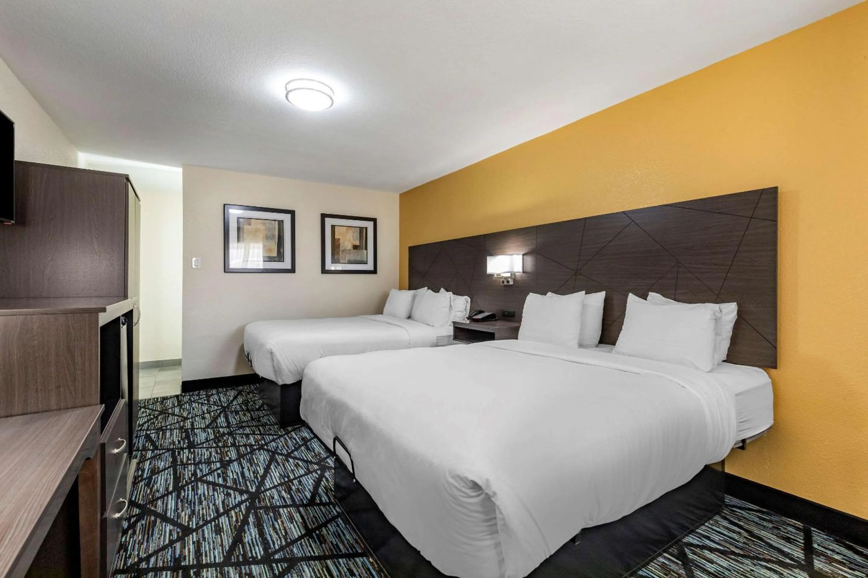 Bedroom, Bed in Quality Inn Cameron