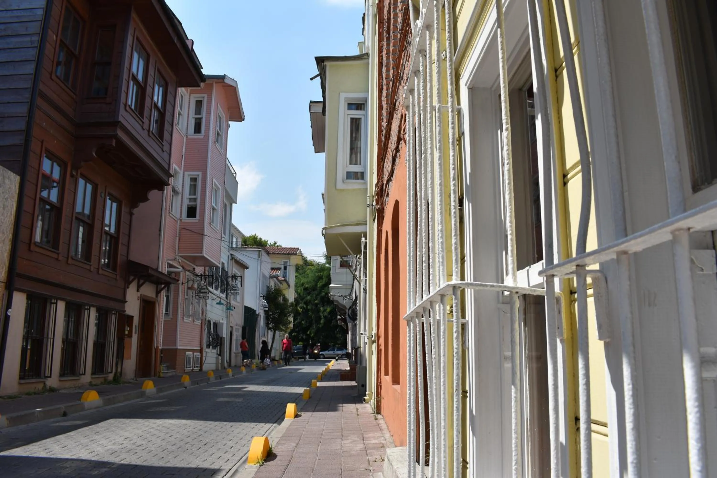 Neighbourhood in Enderun by Otantik Suites