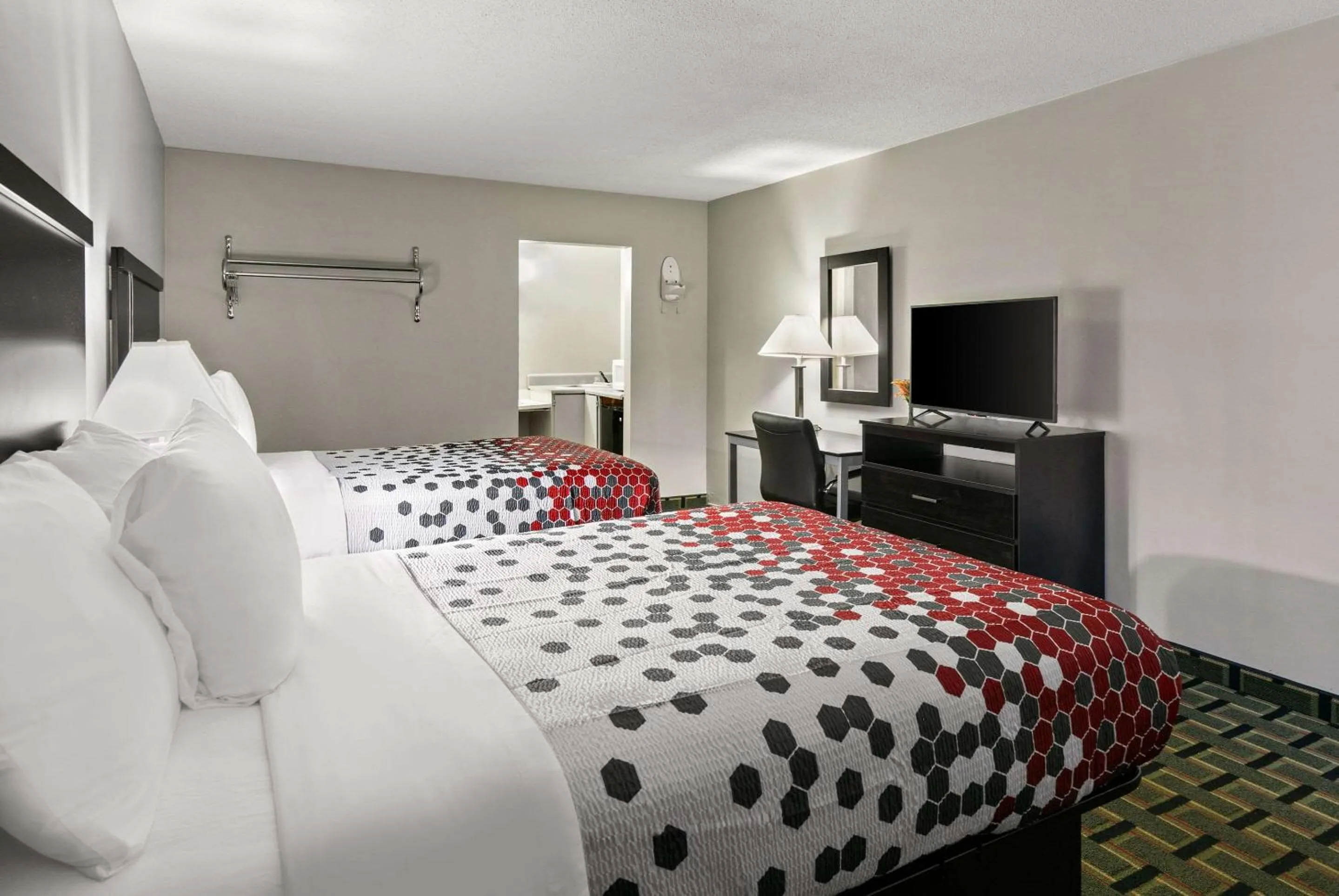 Bedroom, Bed in Econo Lodge Clemson - University Area