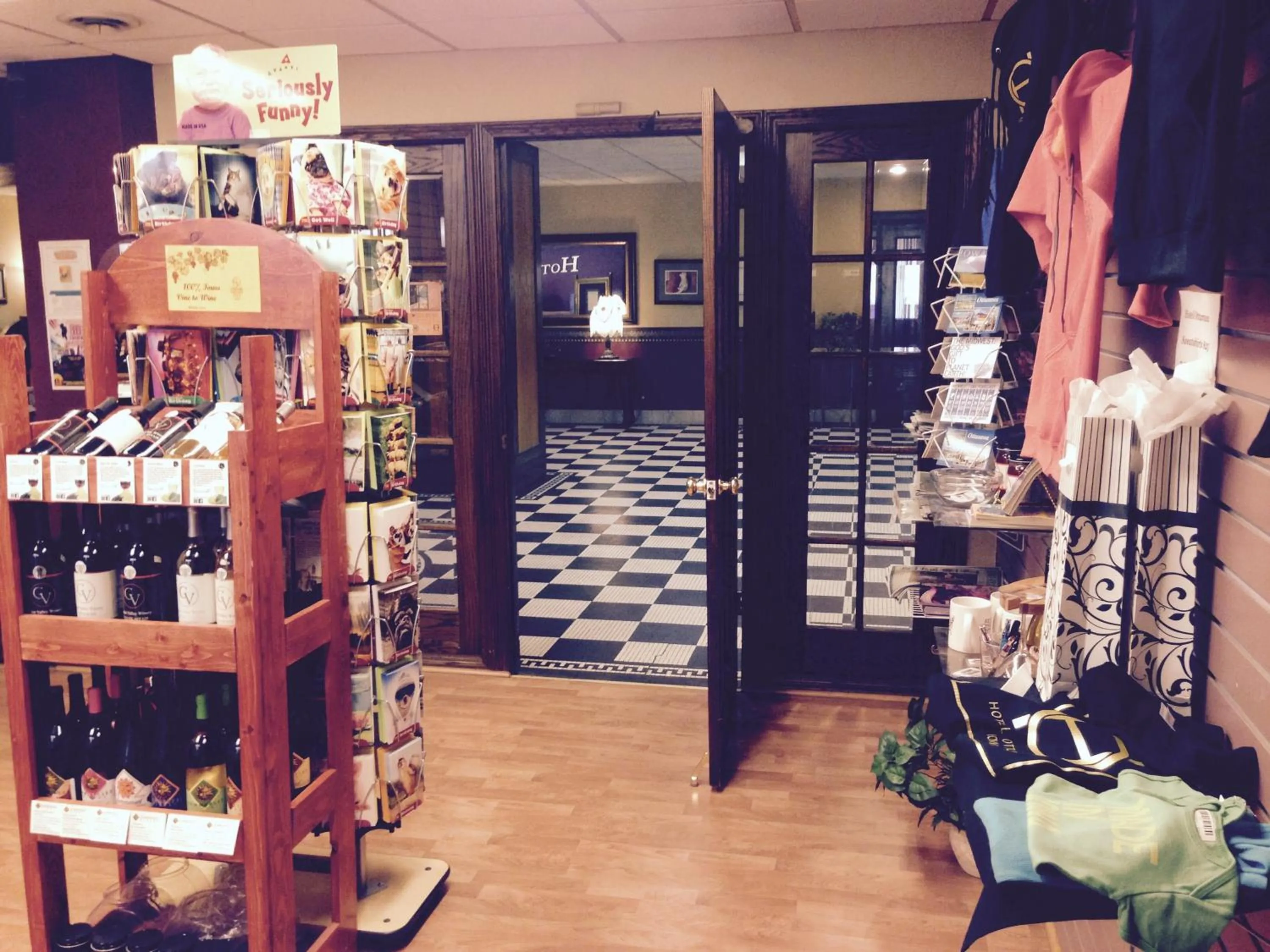 On-site shops in The Hotel Ottumwa
