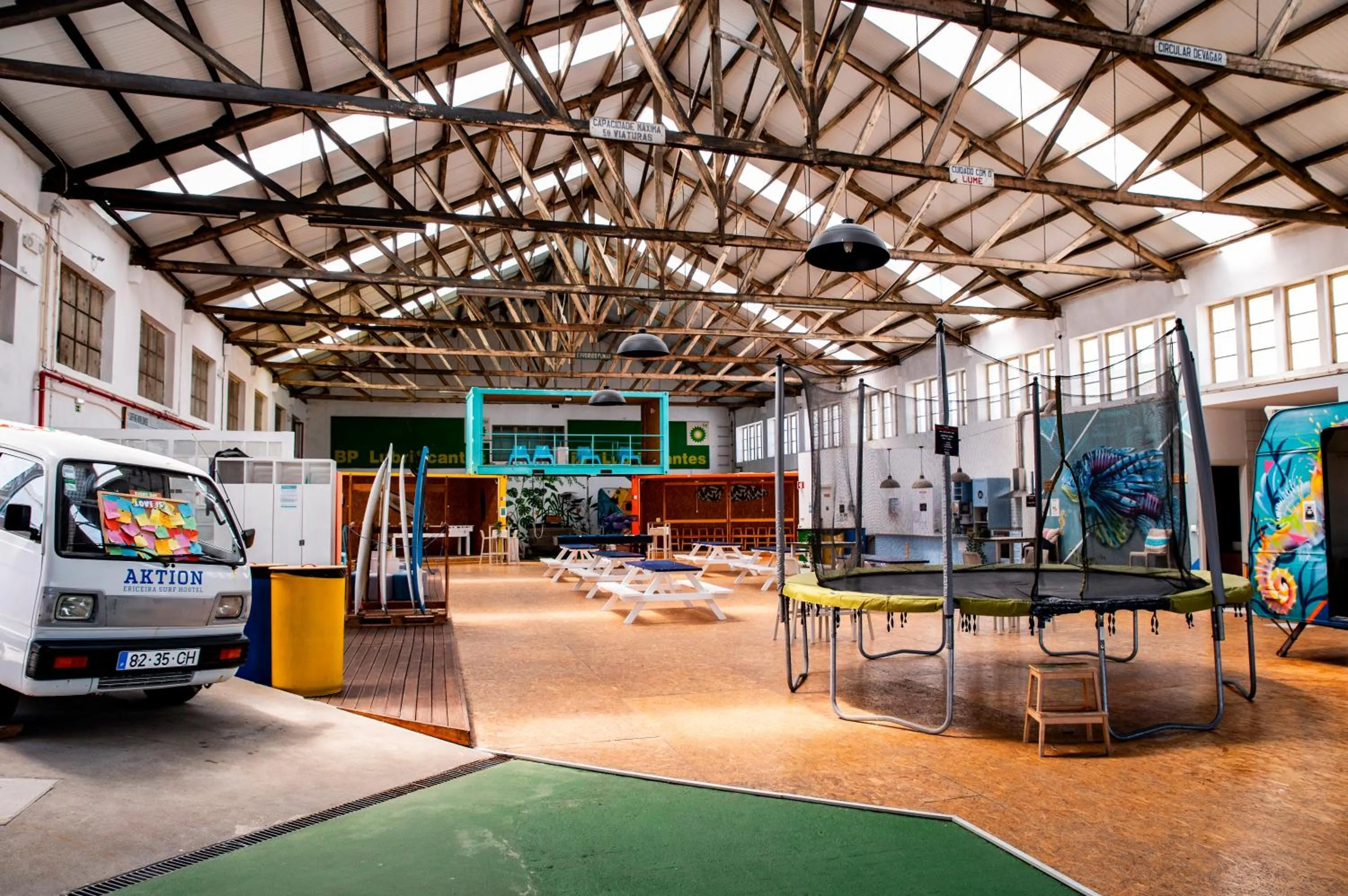 Property building in WOT Peniche Social