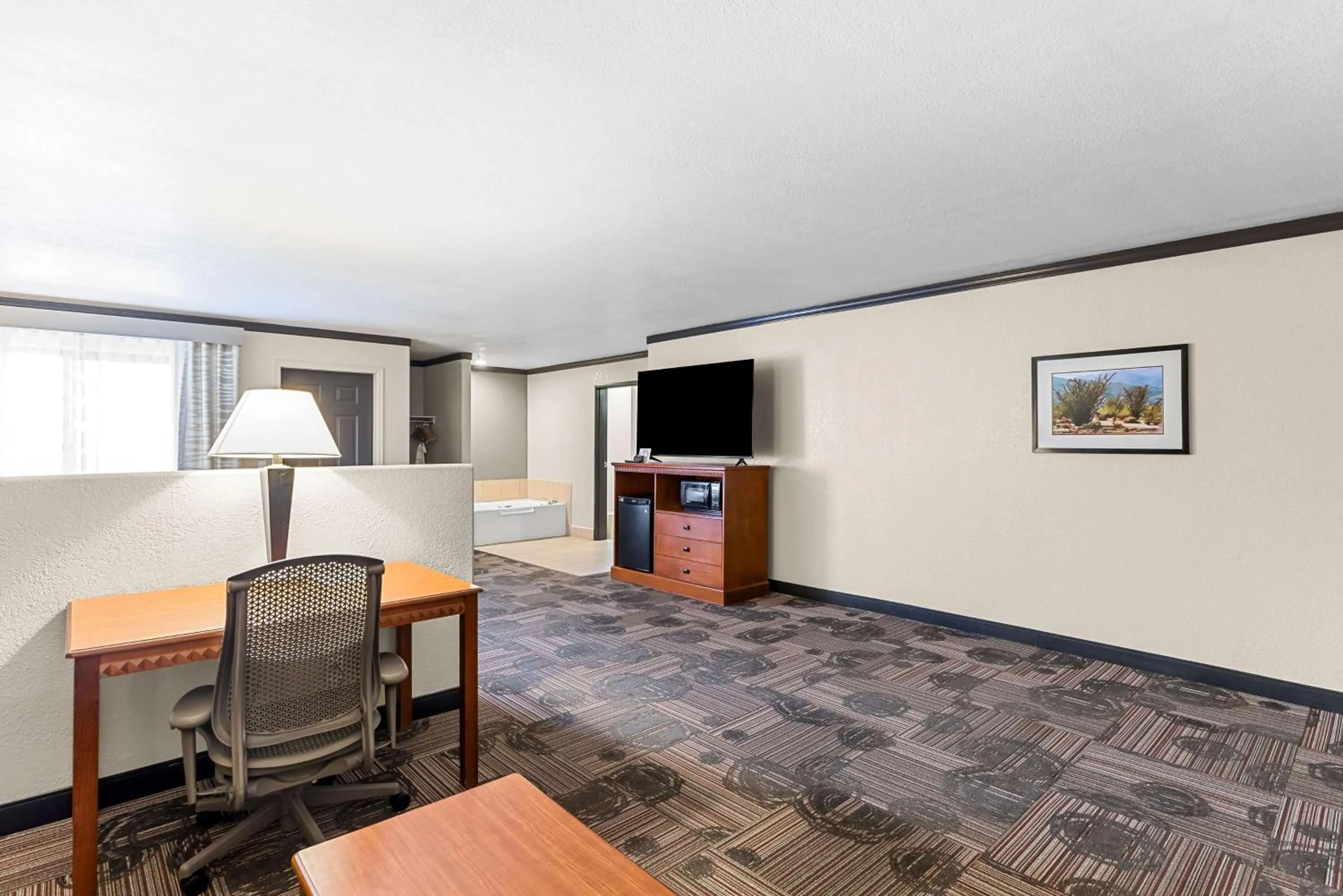 Bedroom in Best Western Apache Junction Inn