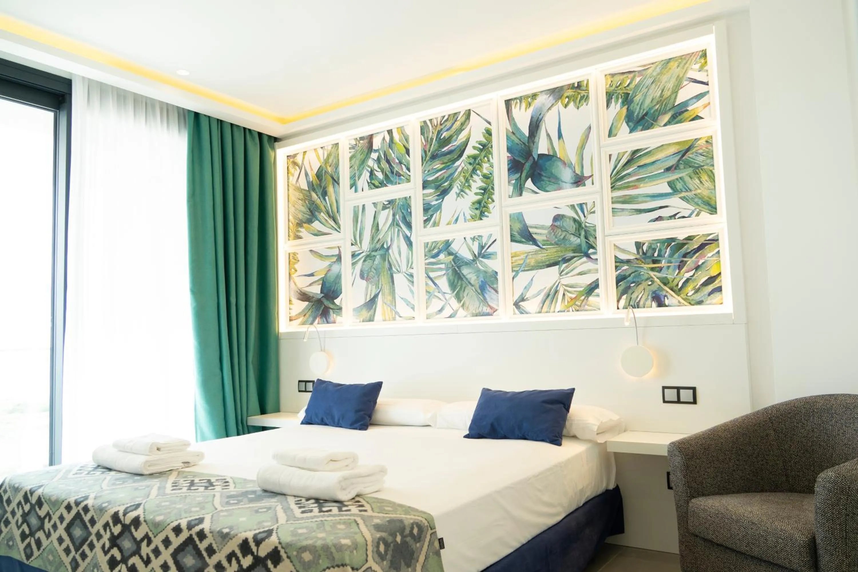 Bedroom, Bed in Hotel Playa de la Plata