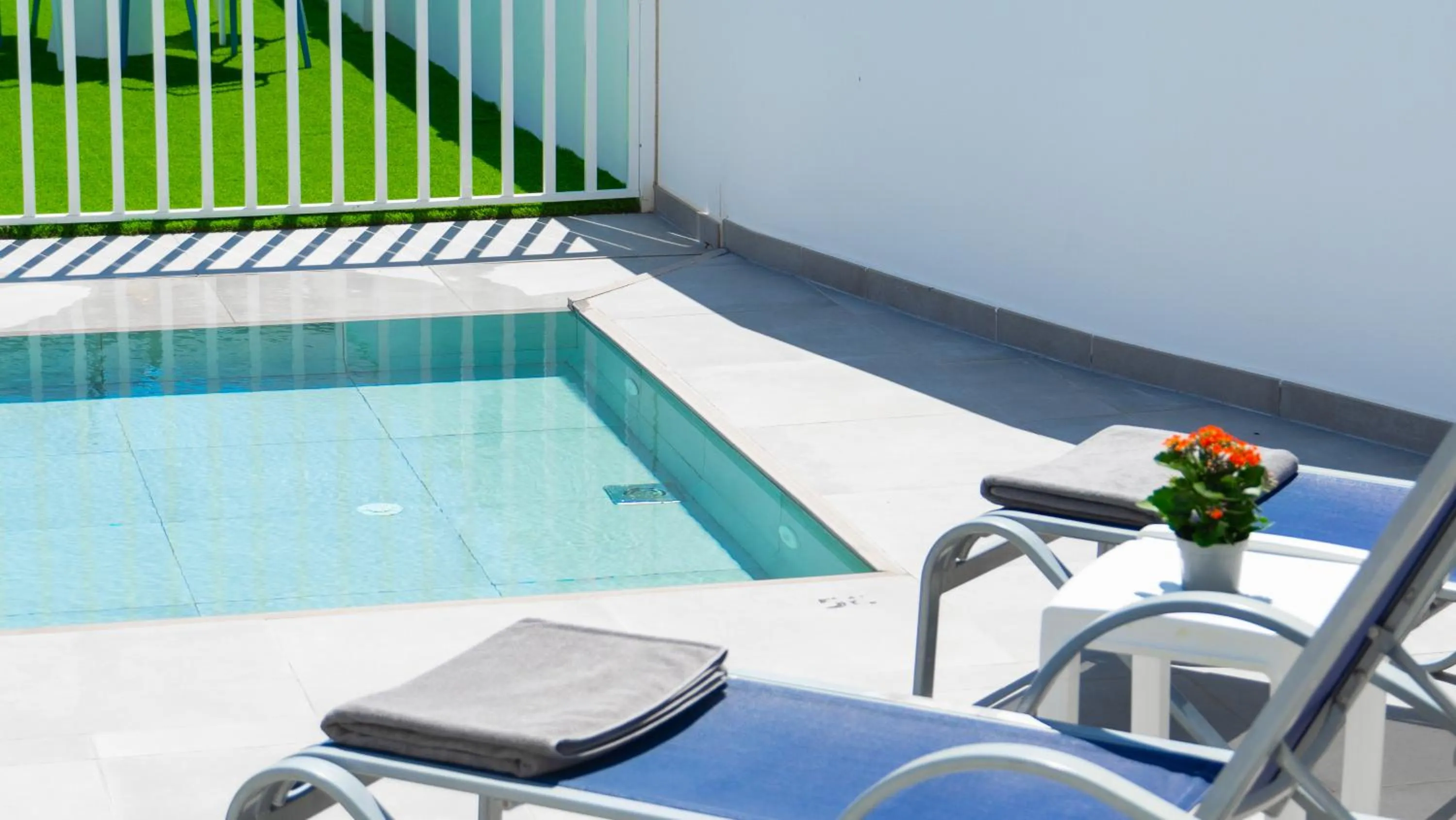Swimming pool in Hotel Playa de la Plata