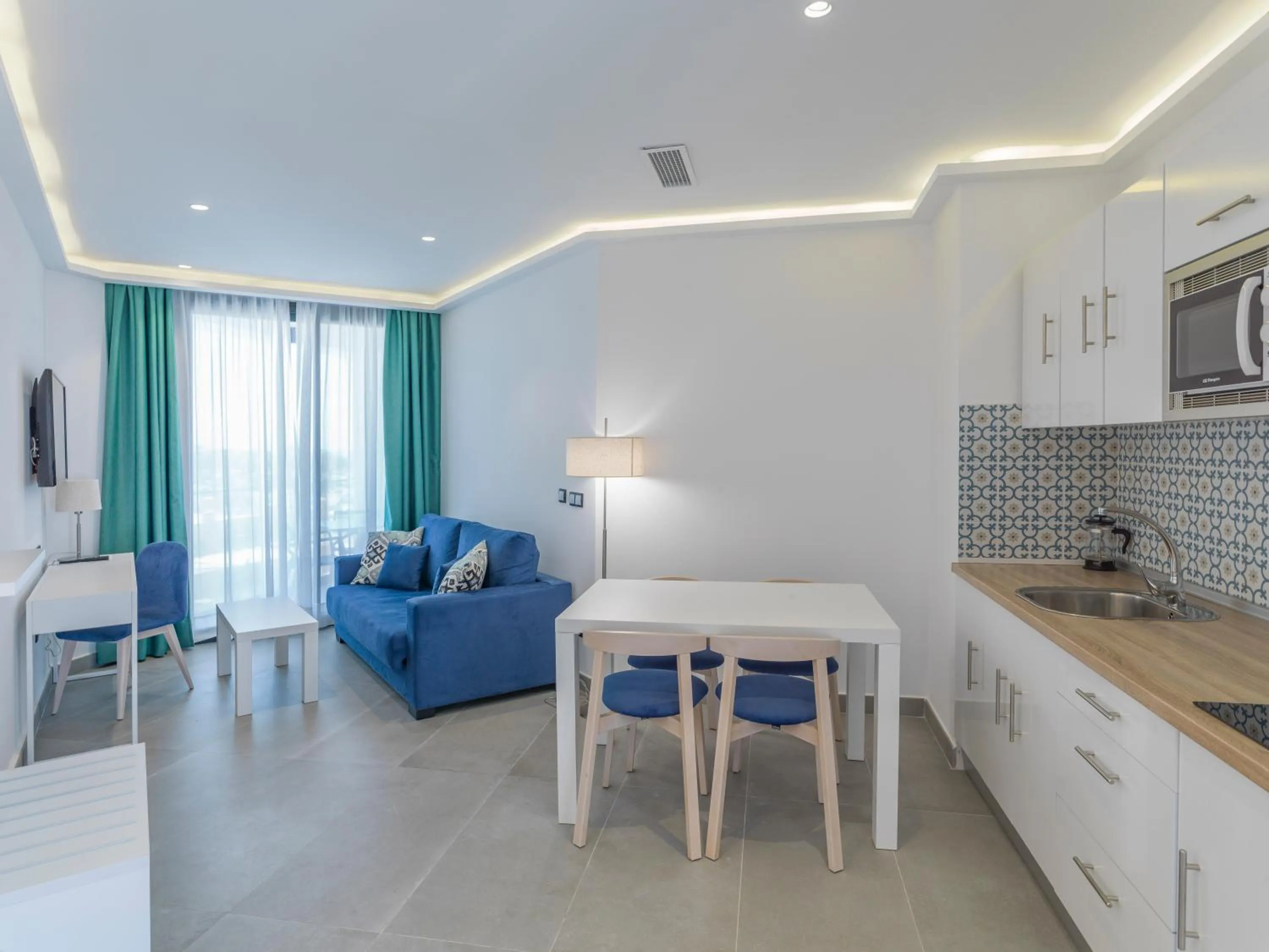 Kitchen or kitchenette in Hotel Playa de la Plata