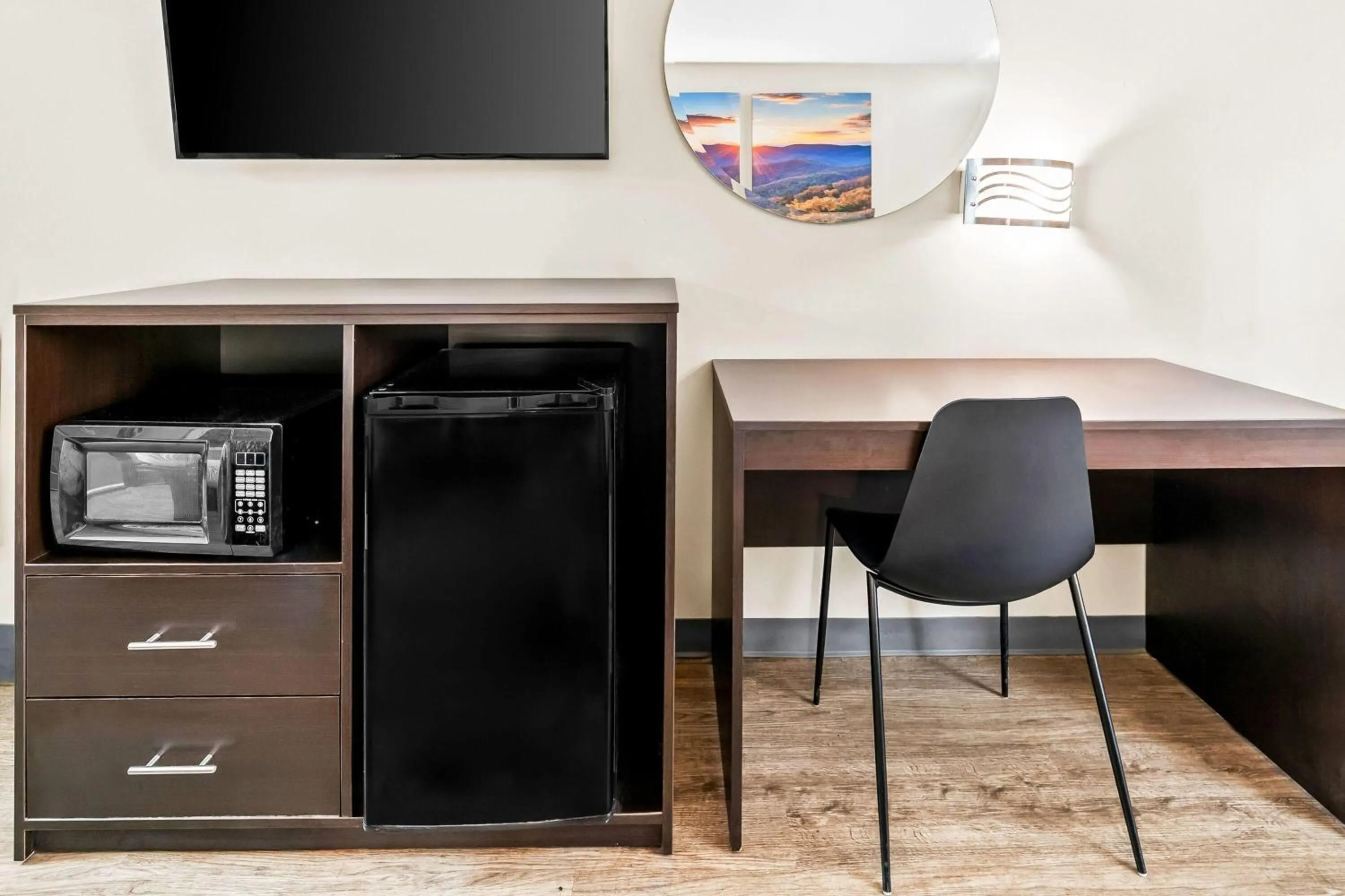 Bed in Days Inn by Wyndham Spartanburg