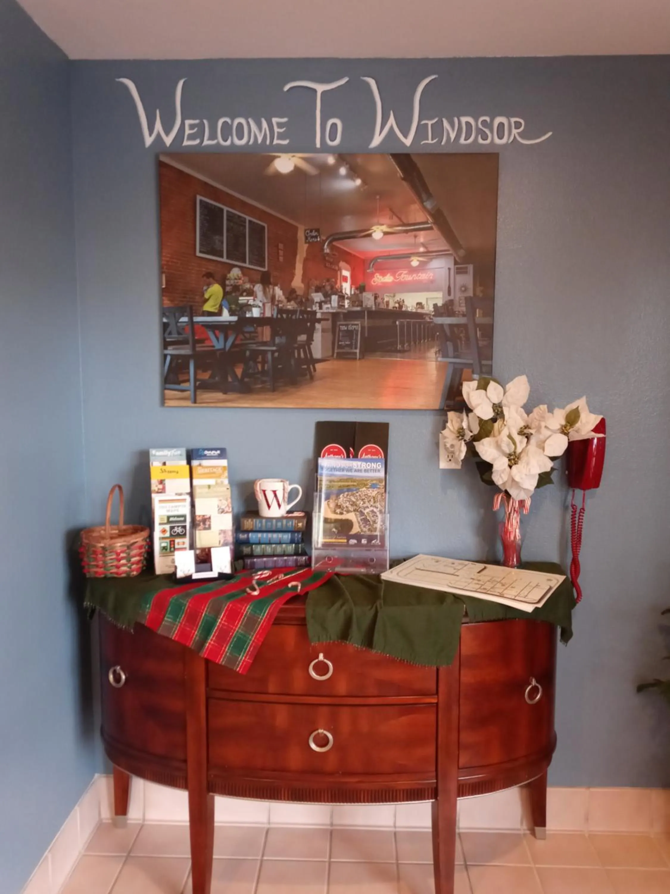 Property building in Super 8 by Wyndham Windsor