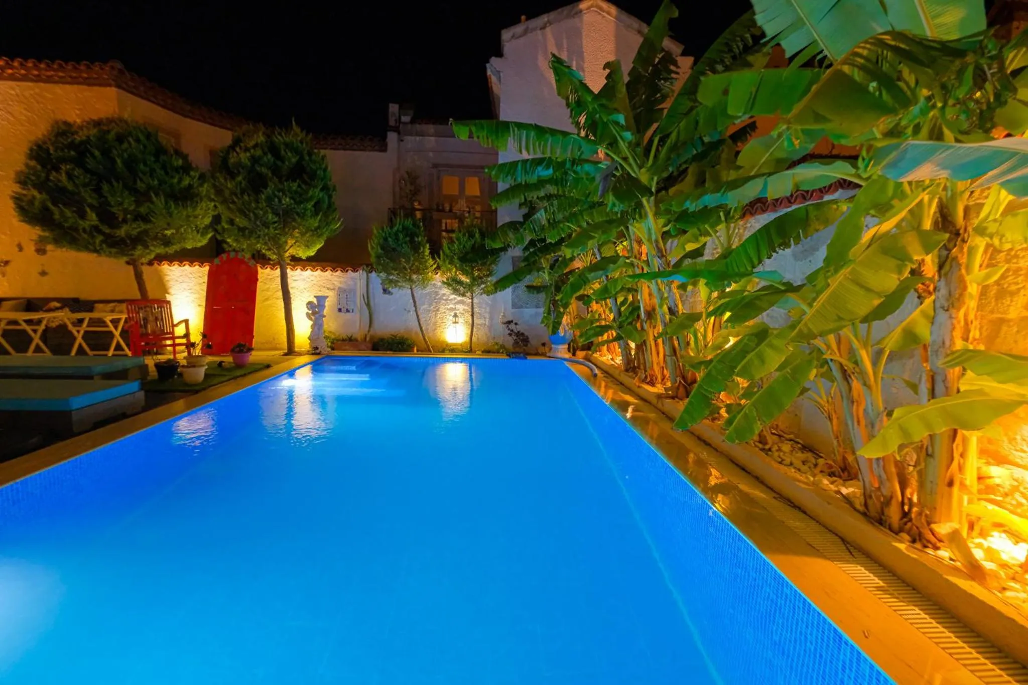 Swimming pool in Kybele Suites Alaçatı