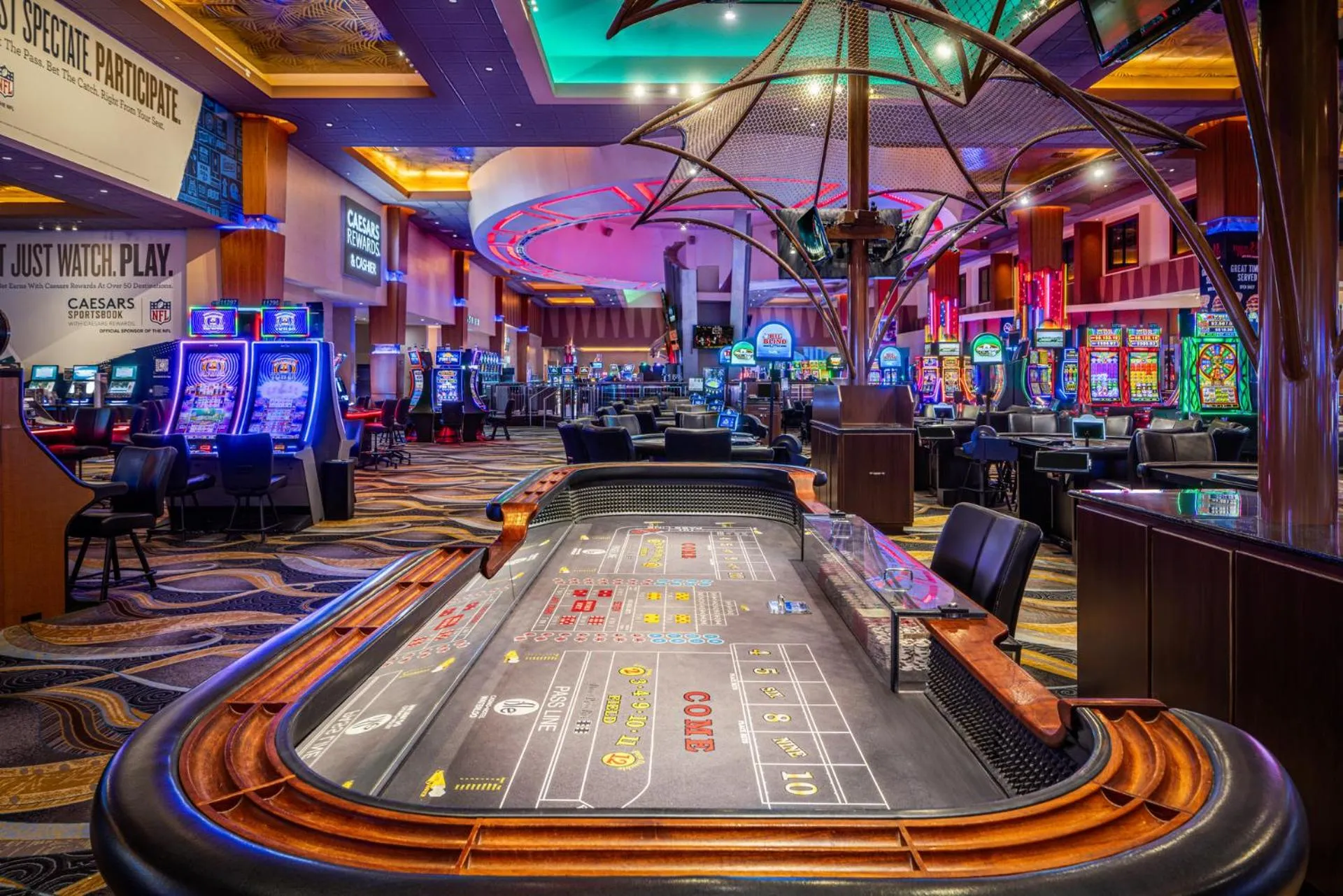 Casino in Isle Casino Hotel Waterloo, A Caesars Destination