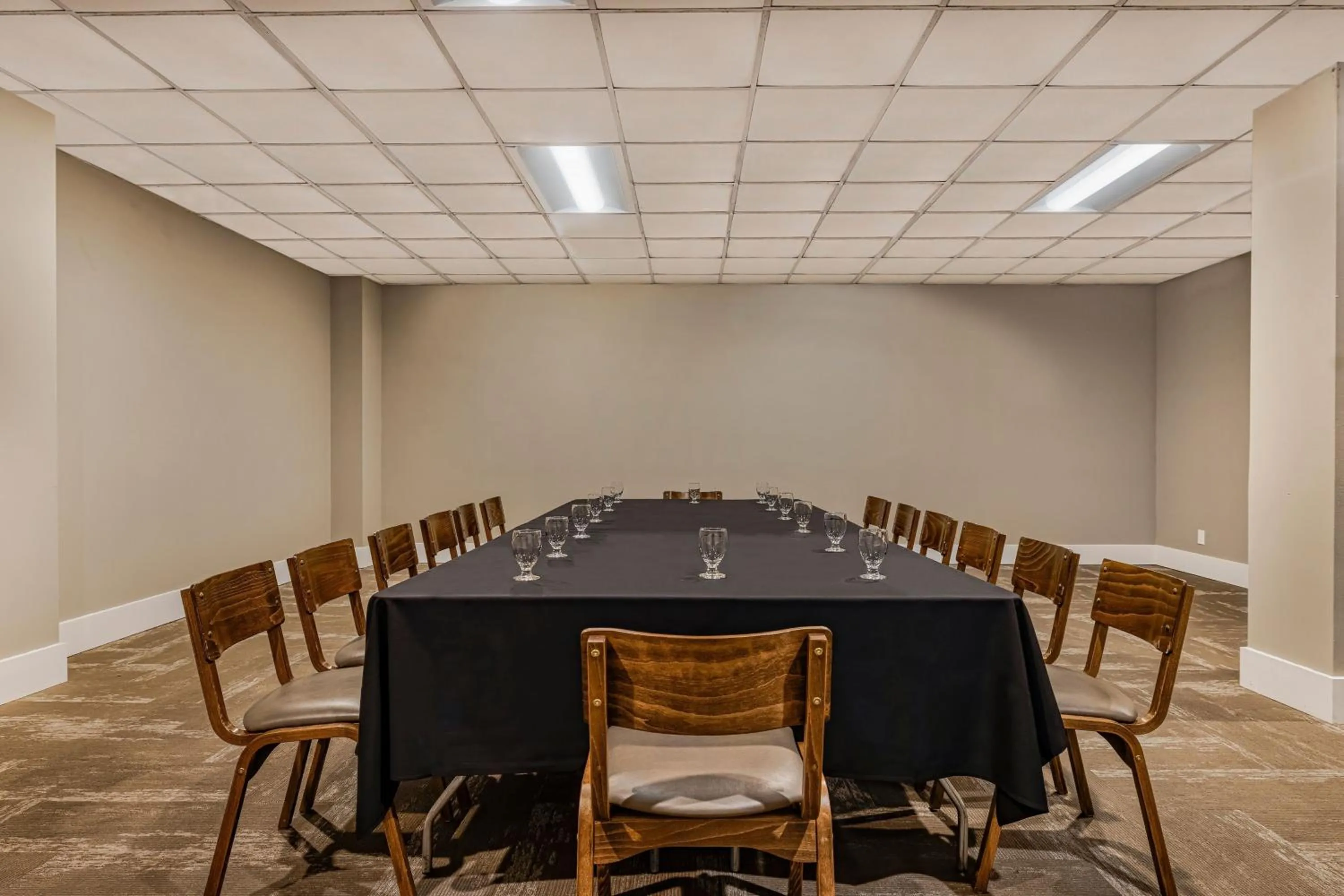 Meeting/conference room in Hotel Preston Nashville Airport