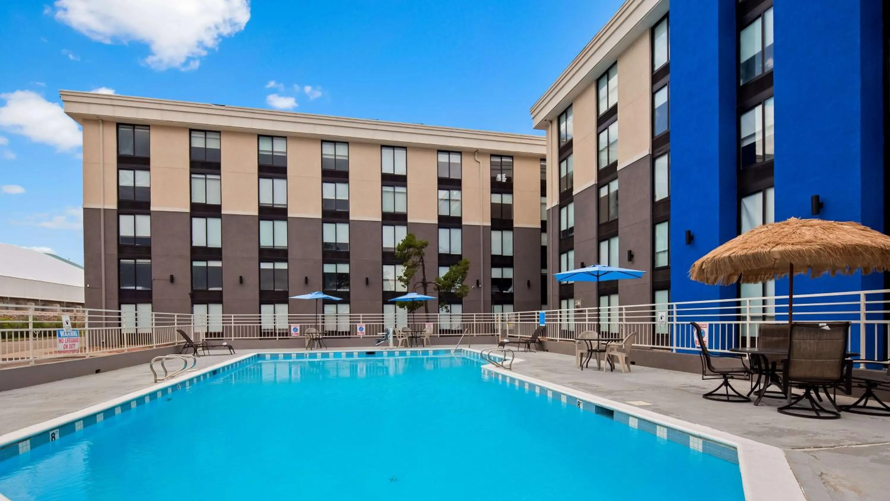 Activities, Swimming Pool in Best Western Plus Executive Residency Denver-Central Park Hotel