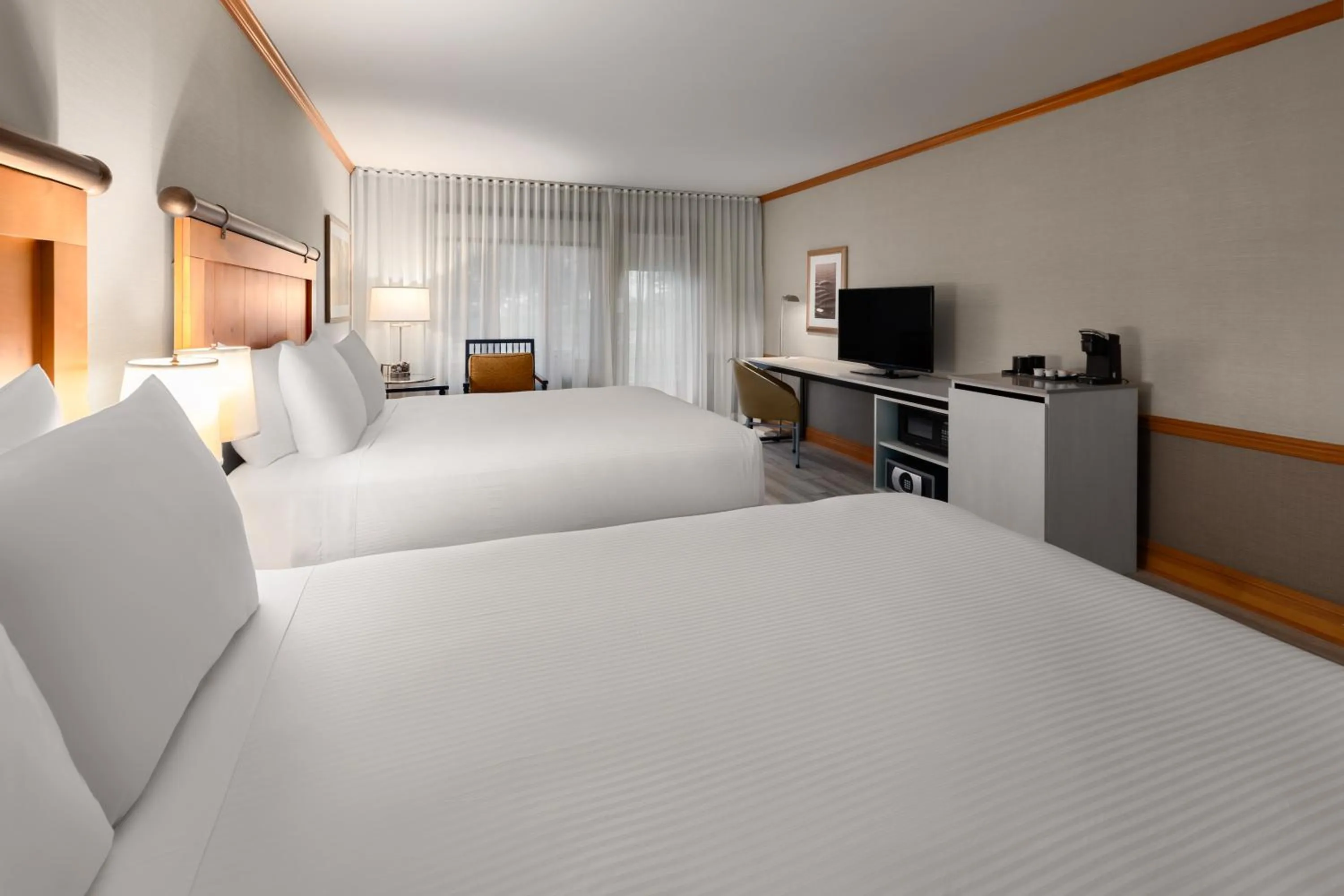 Bed in Semiahmoo Resort Golf & Spa, Trademark Collection by Wyndham