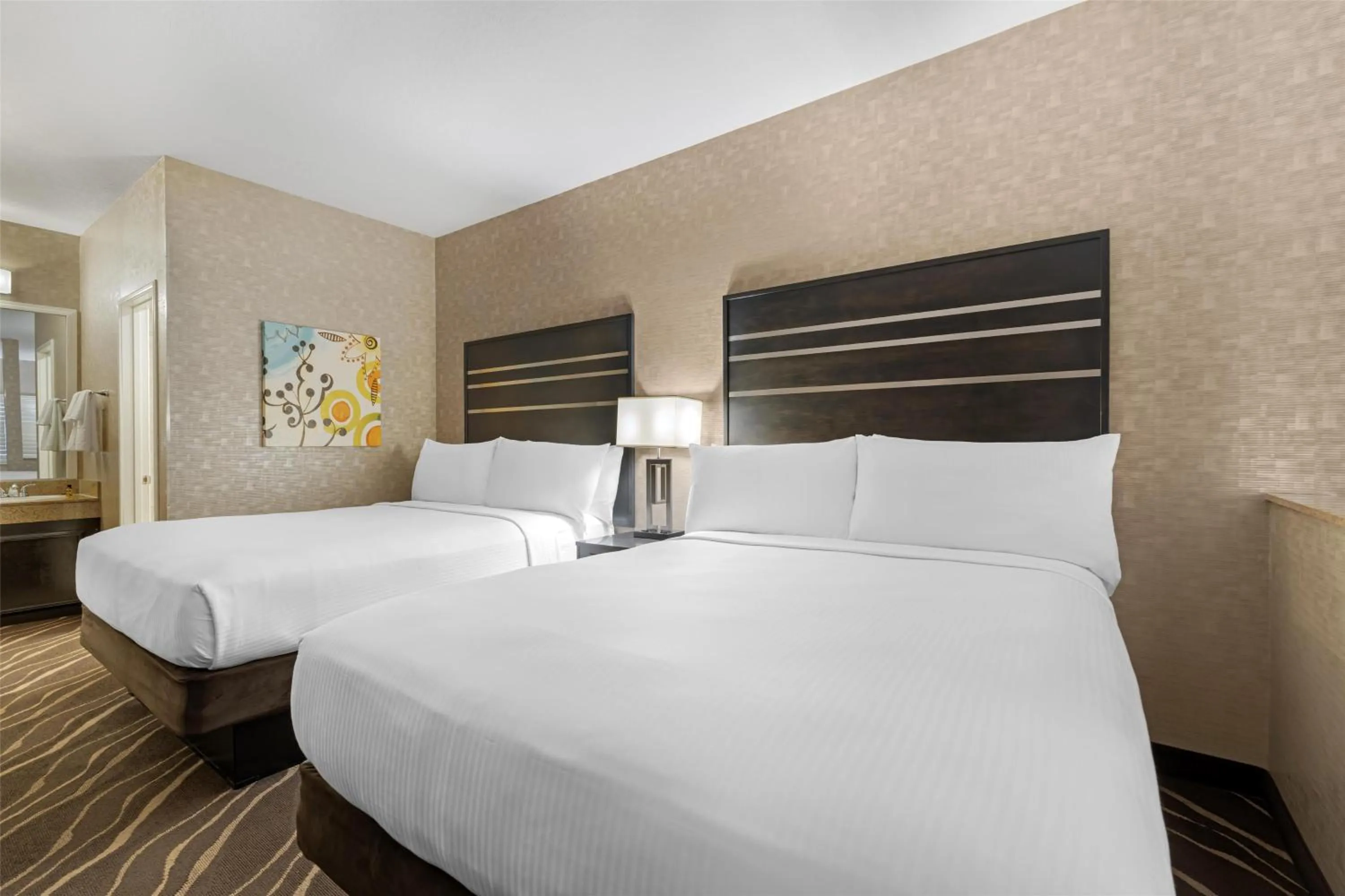 Bedroom, Bed in Best Western Plus Park Place Inn - Mini Suites