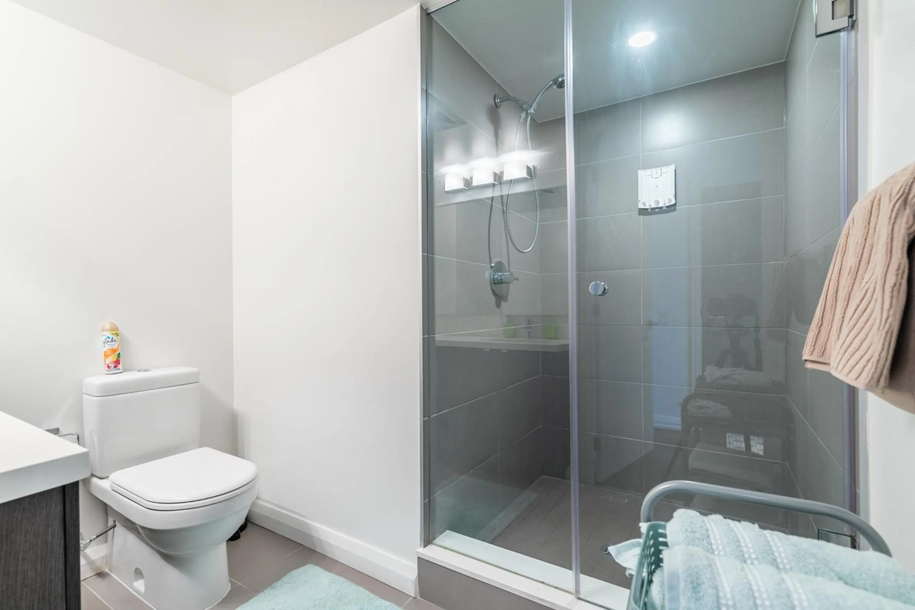 Shower in GLOBALSTAY Charming Yorkville Aprt