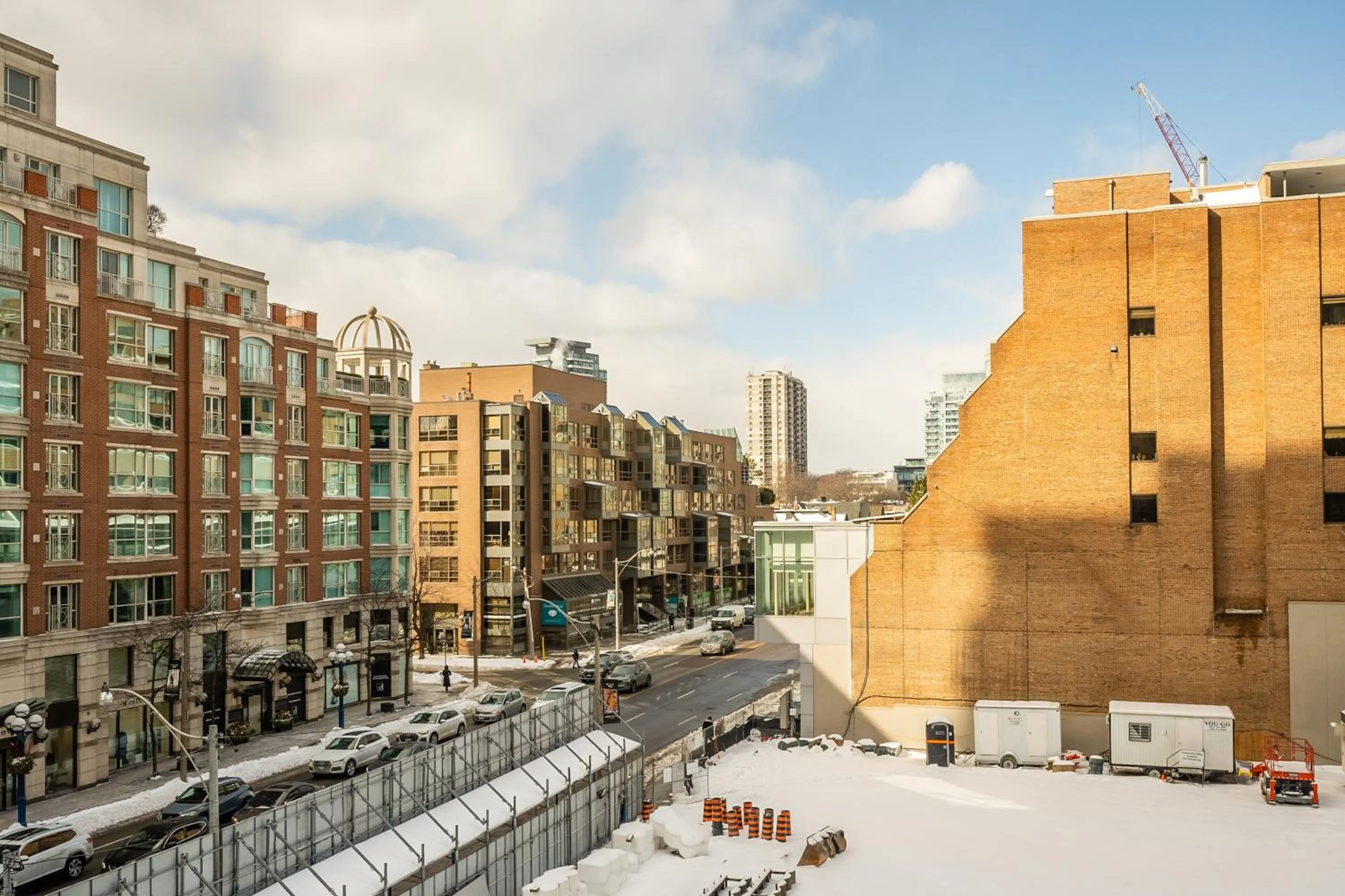 Day in GLOBALSTAY Charming Yorkville Aprt