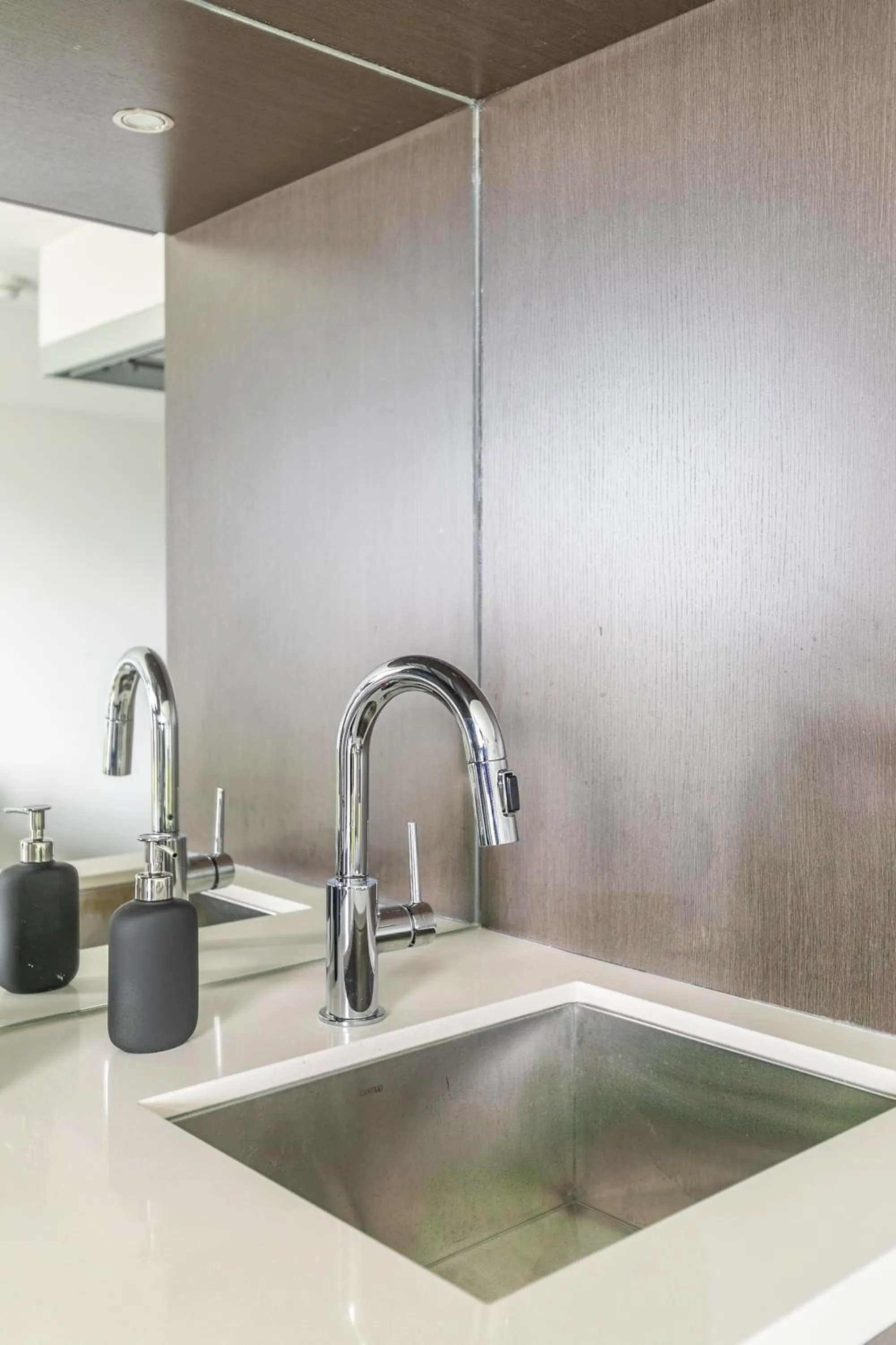 Bathroom in GLOBALSTAY Charming Yorkville Aprt