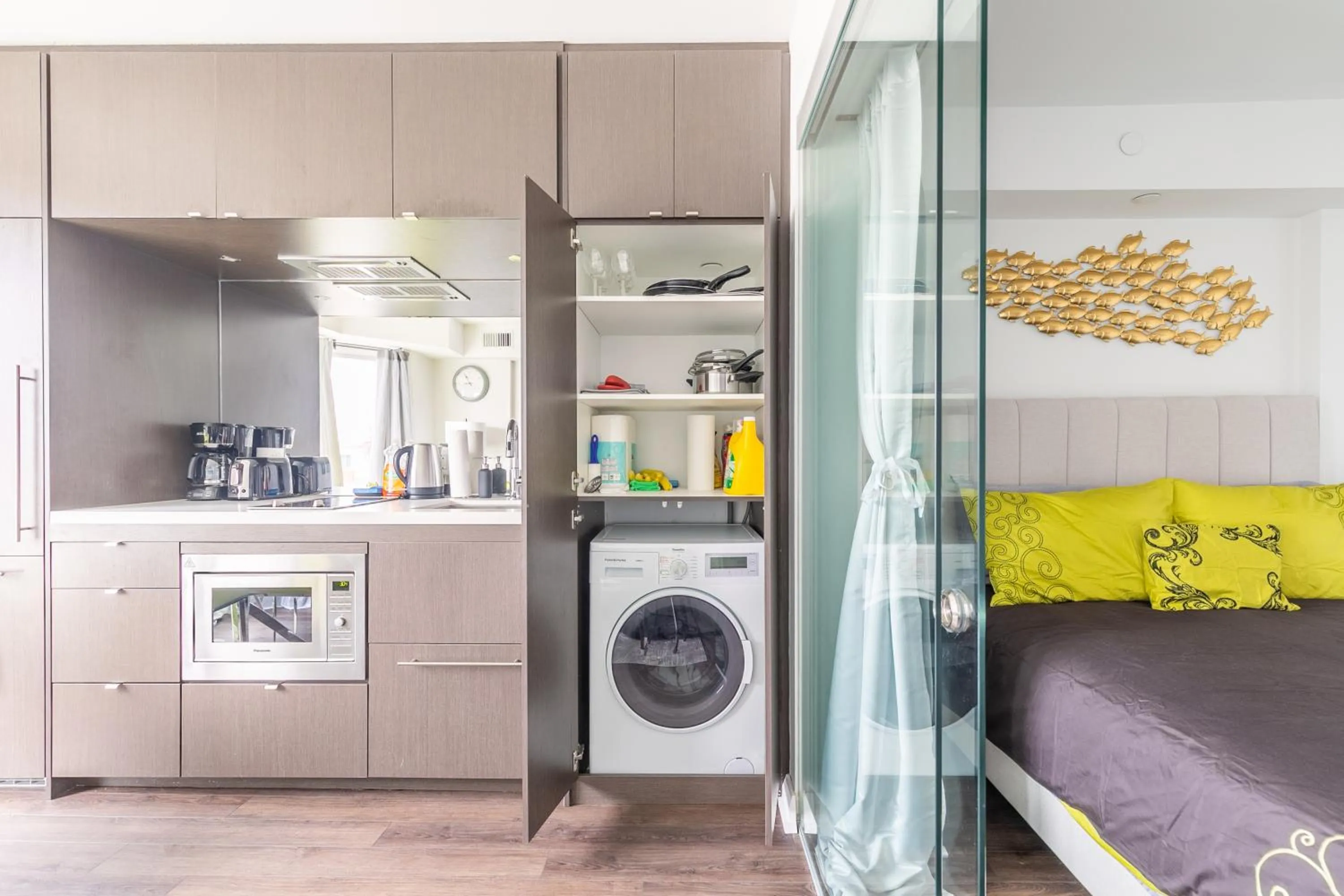 Kitchen or kitchenette in GLOBALSTAY Charming Yorkville Aprt