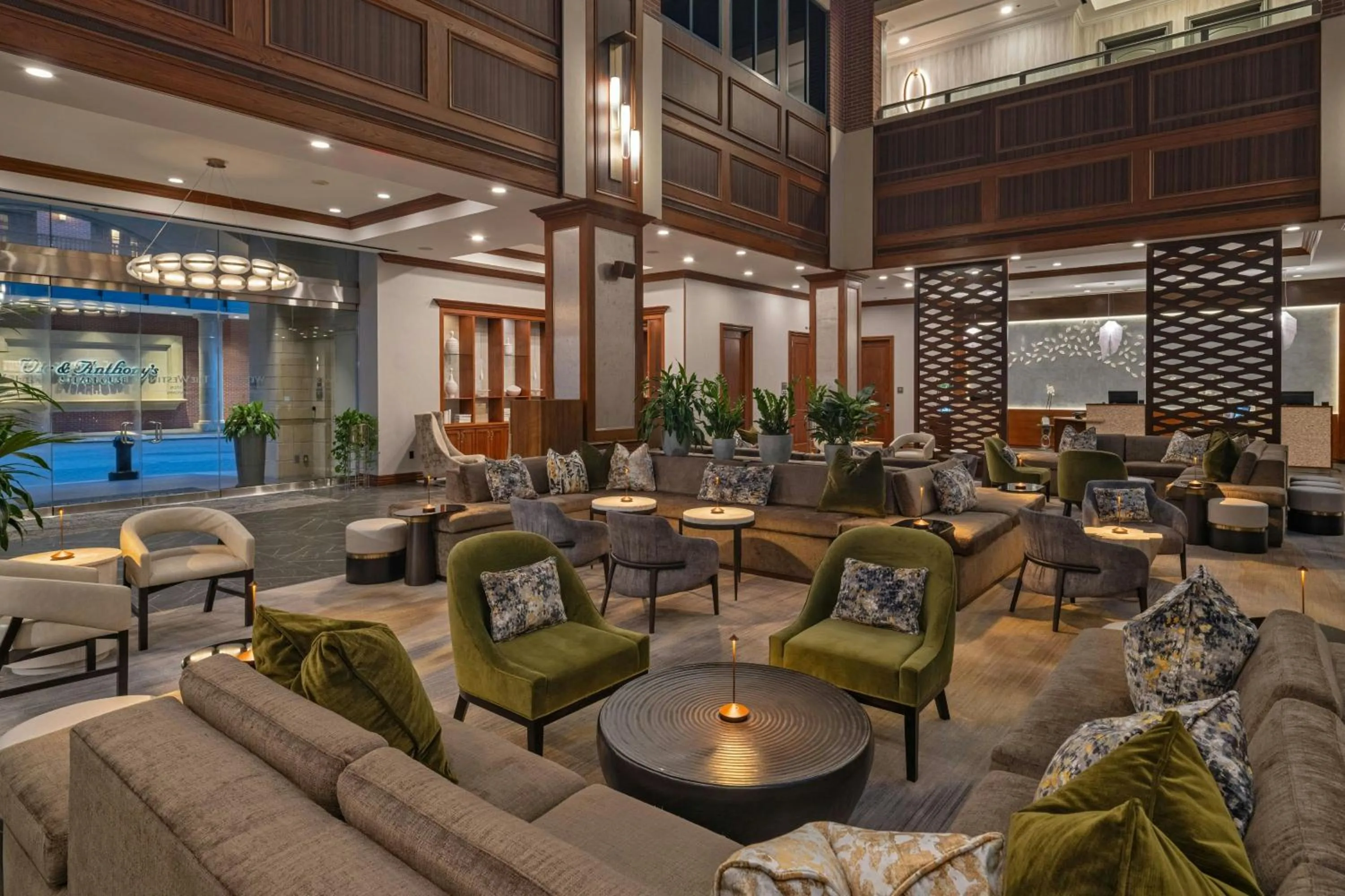 Lobby or reception in The Westin Houston Downtown