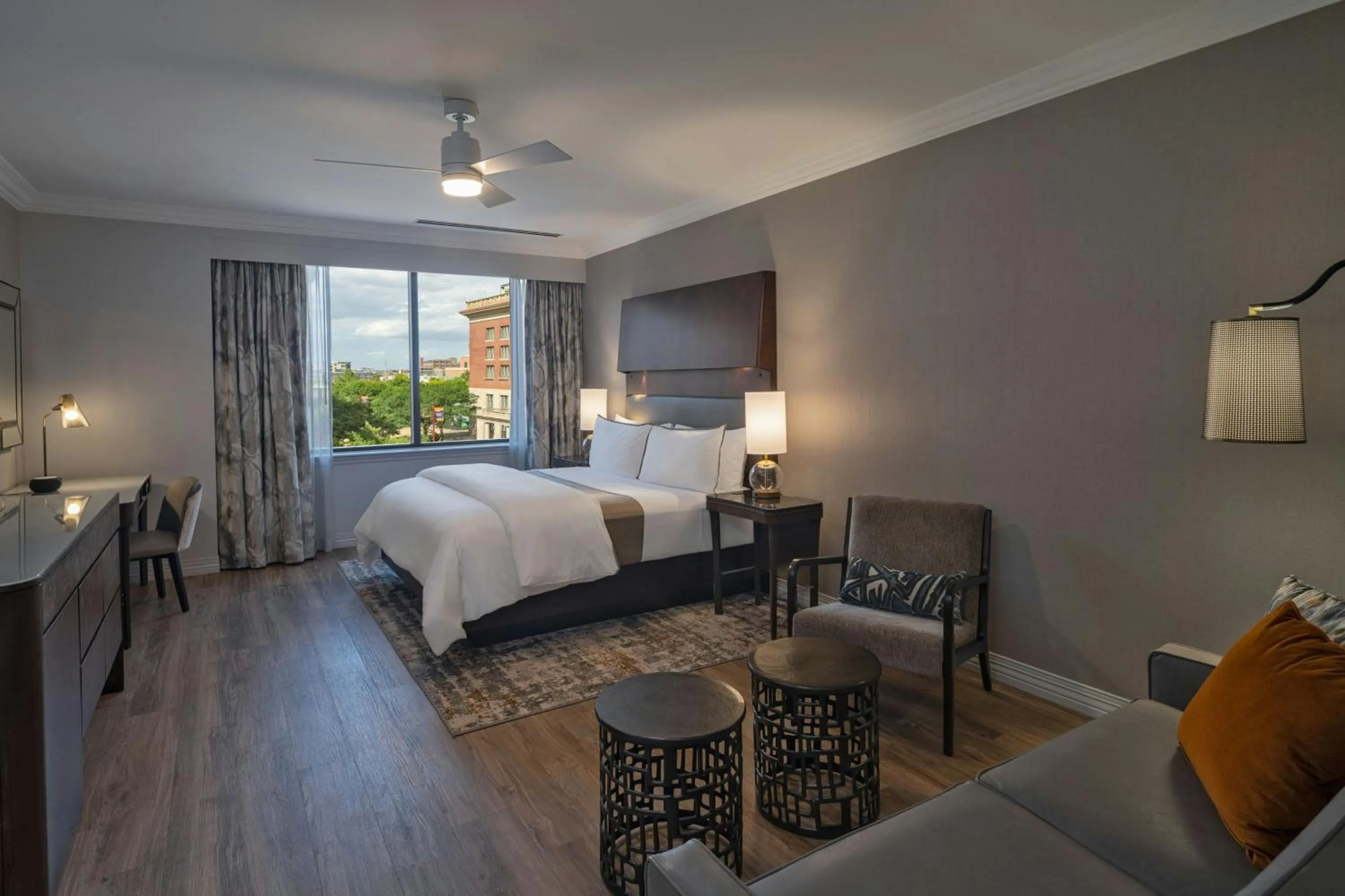 Bedroom, Bed in The Westin Houston Downtown