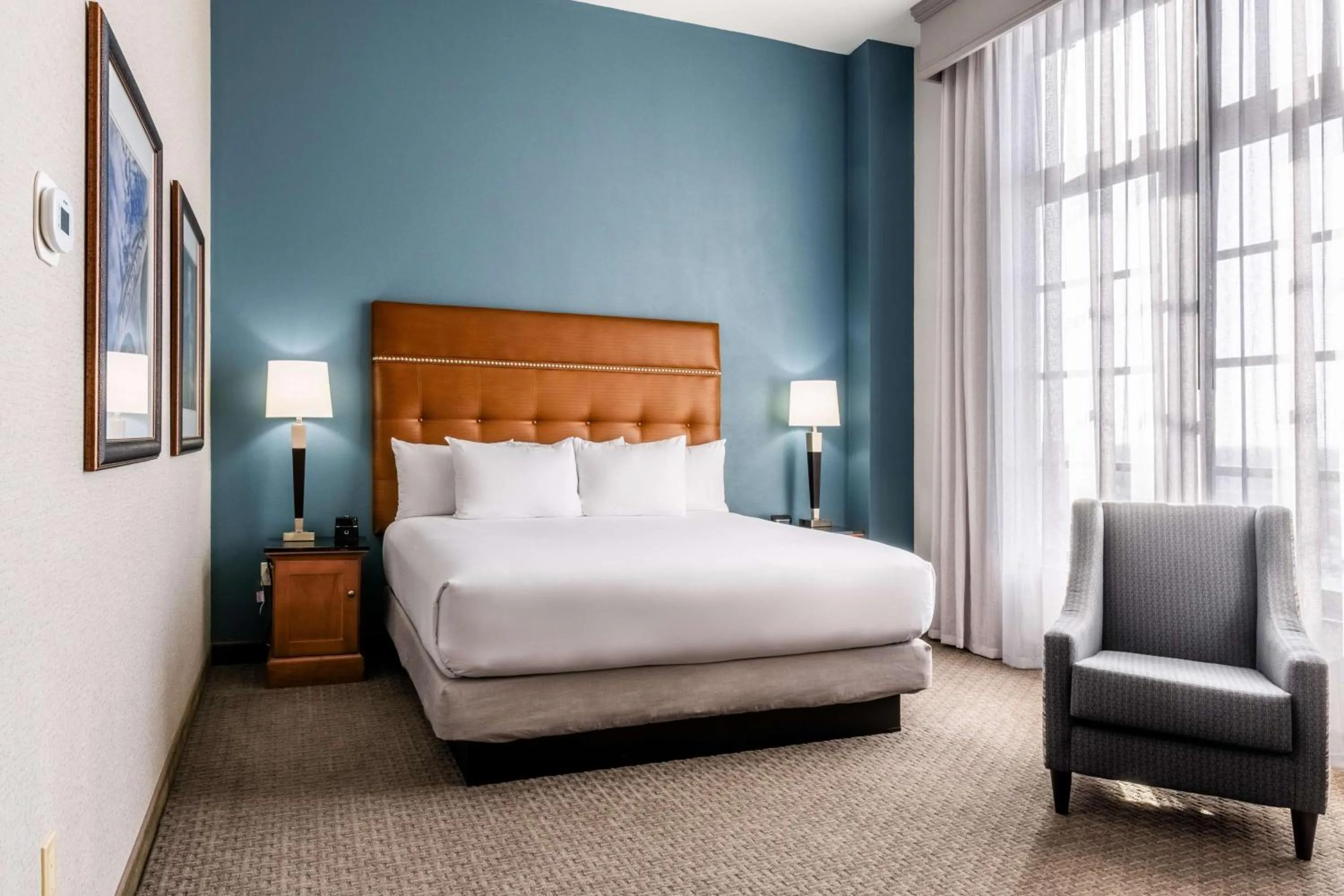 Bedroom, Bed in Drury Plaza Hotel Broadview Wichita