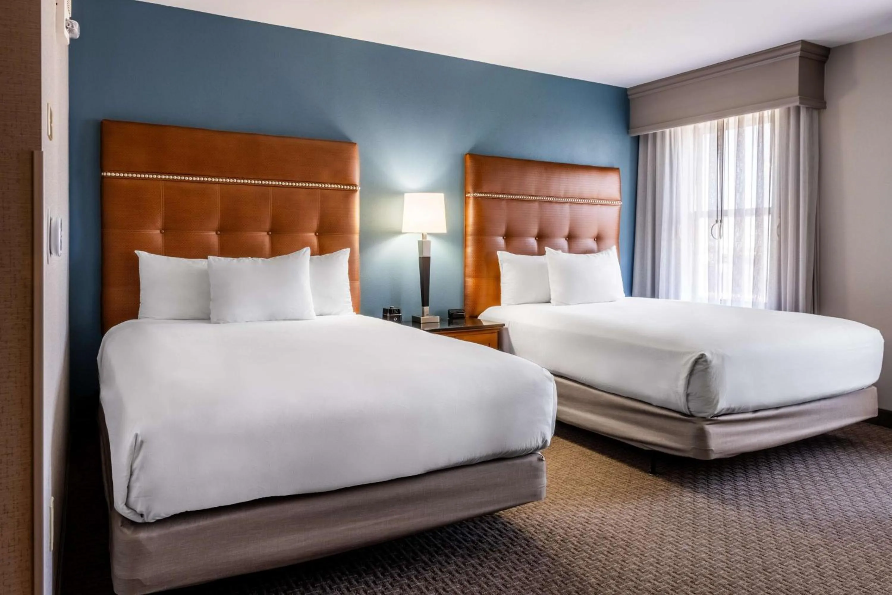 Bedroom, Bed in Drury Plaza Hotel Broadview Wichita