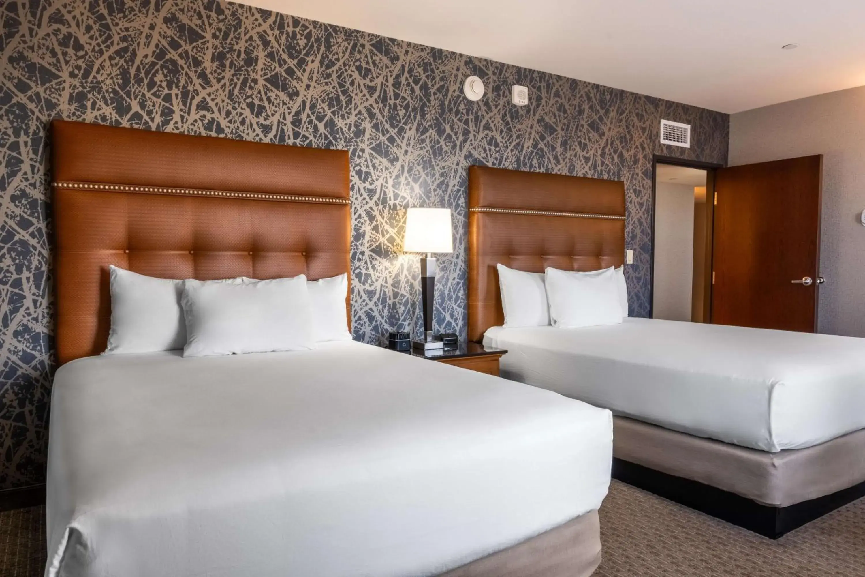 Superior Queen Suite with Two Queen Beds in Drury Plaza Hotel Broadview Wichita Superior Queen Suite with Two Queen Beds in Drury Plaza Hotel Broadview Wichita