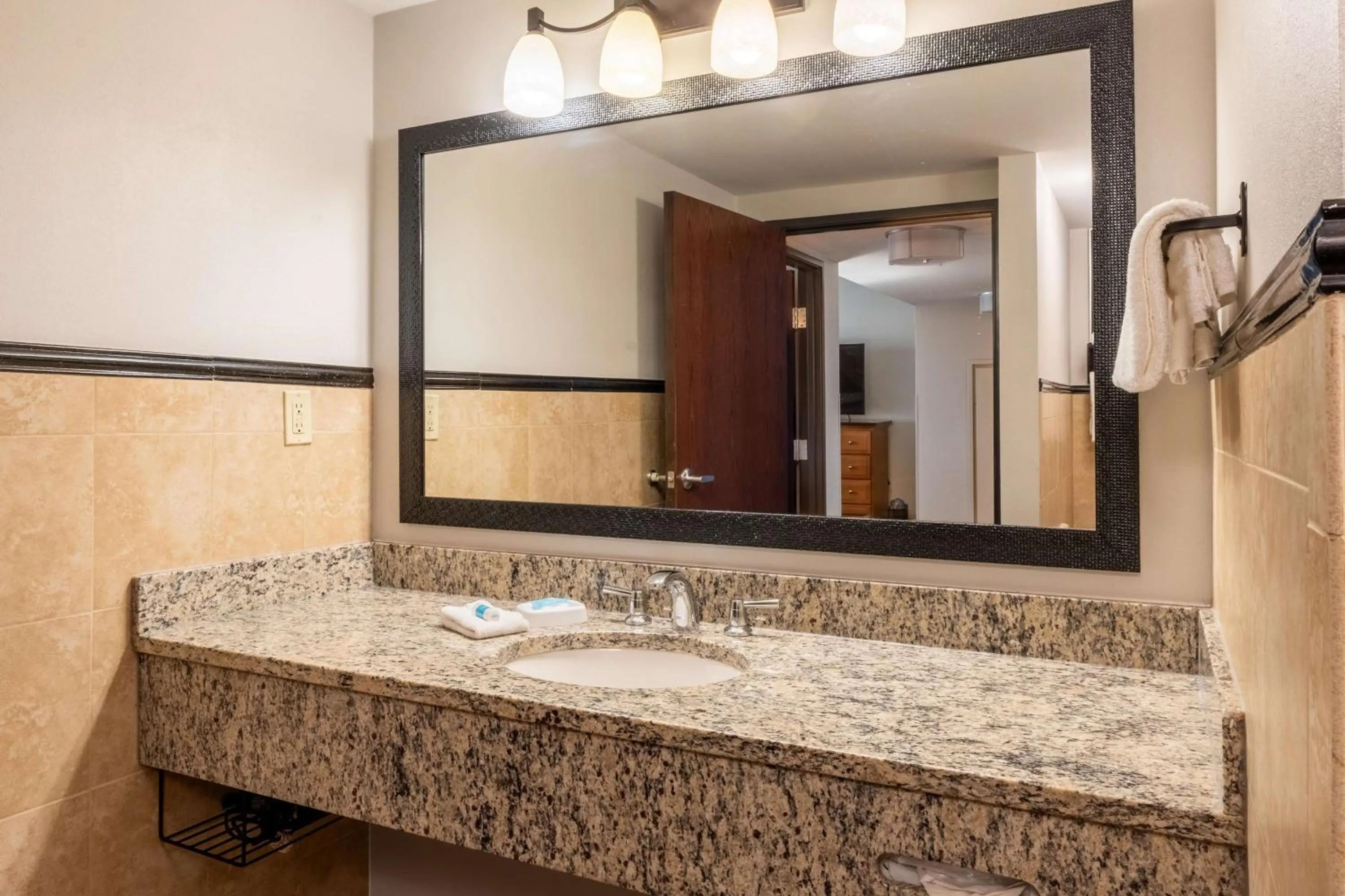 Bathroom in Drury Plaza Hotel Broadview Wichita