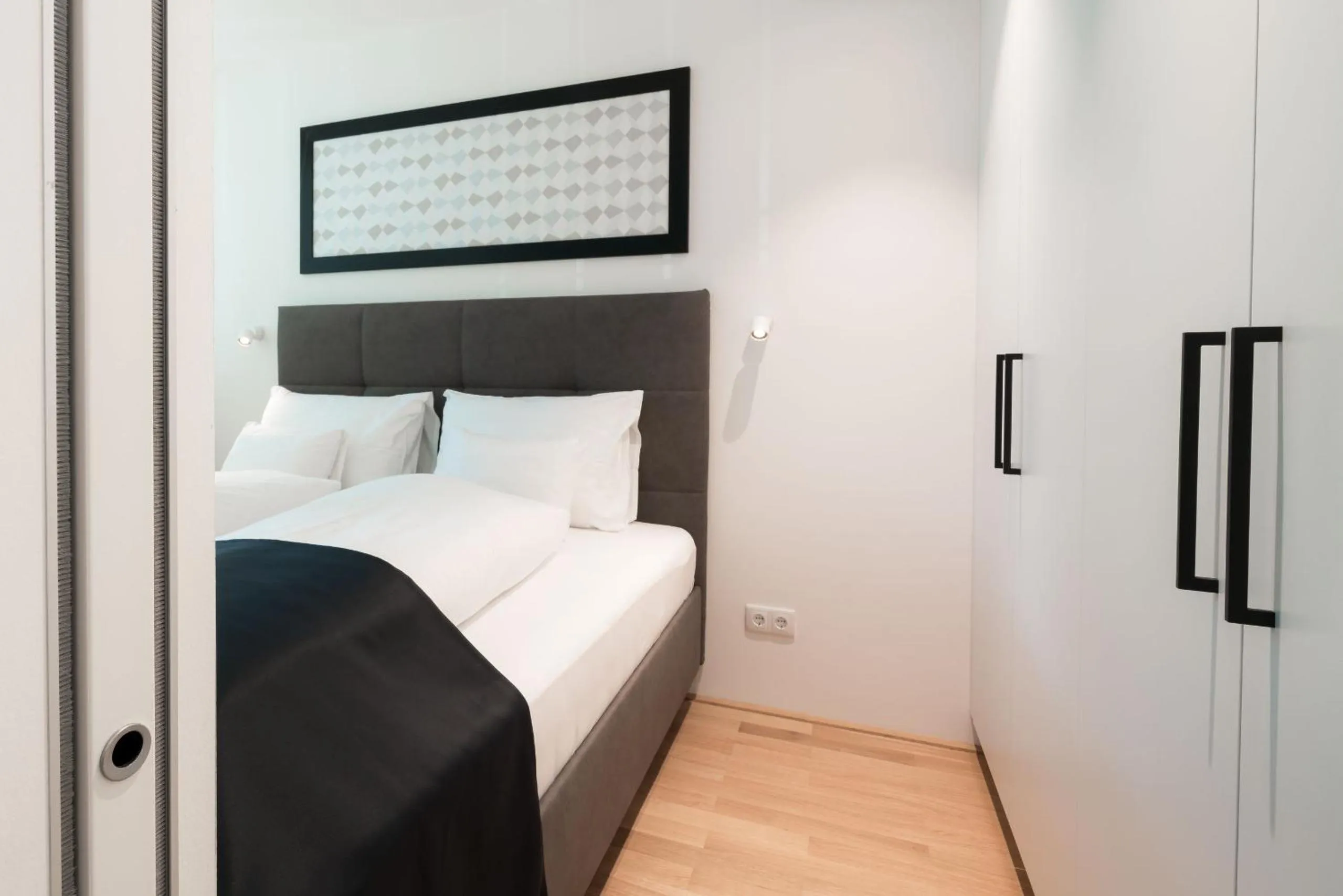 Bed in Vienna Residence, Hietzing - Schönbrunn