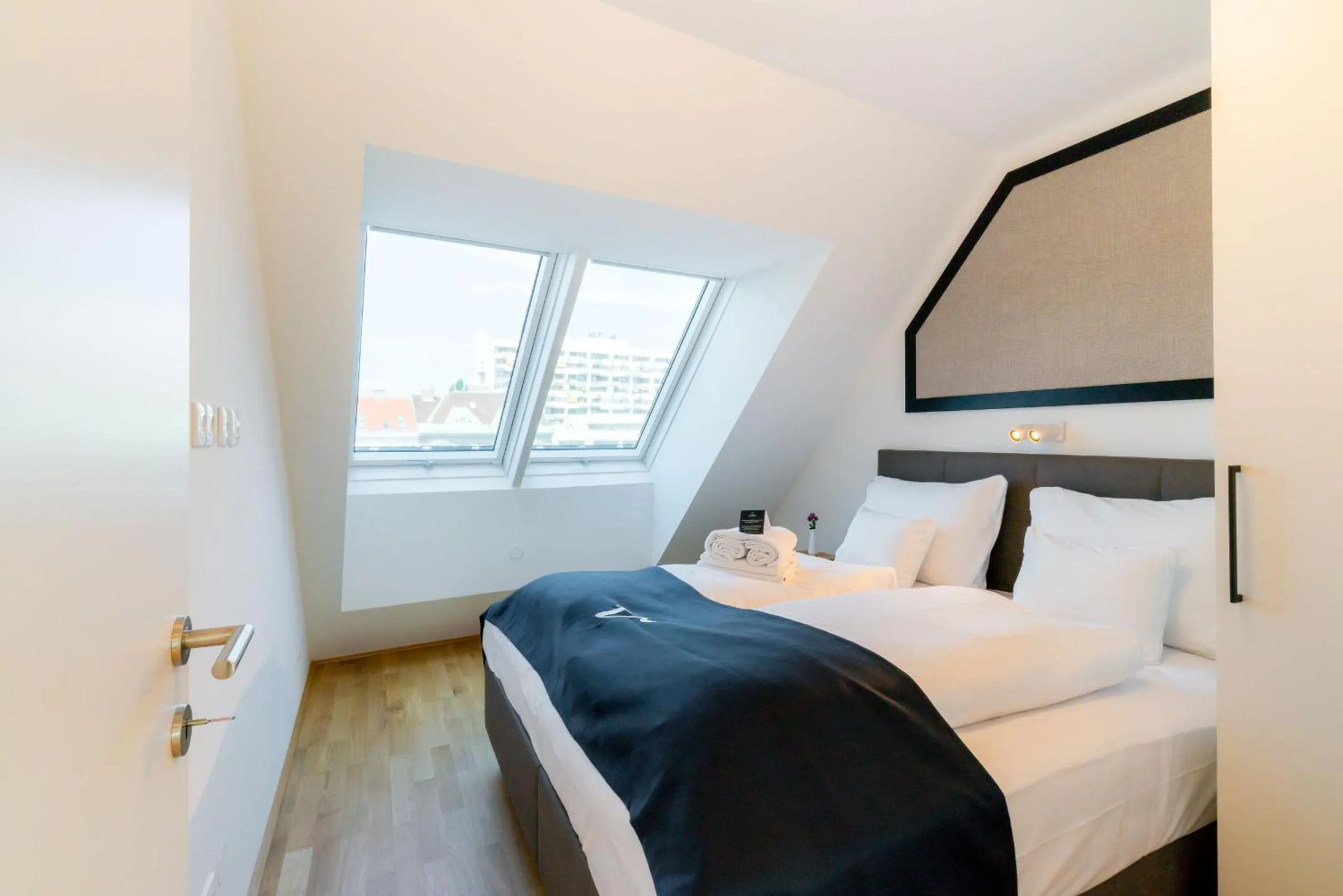 Bed in Vienna Residence, Hietzing - Schönbrunn