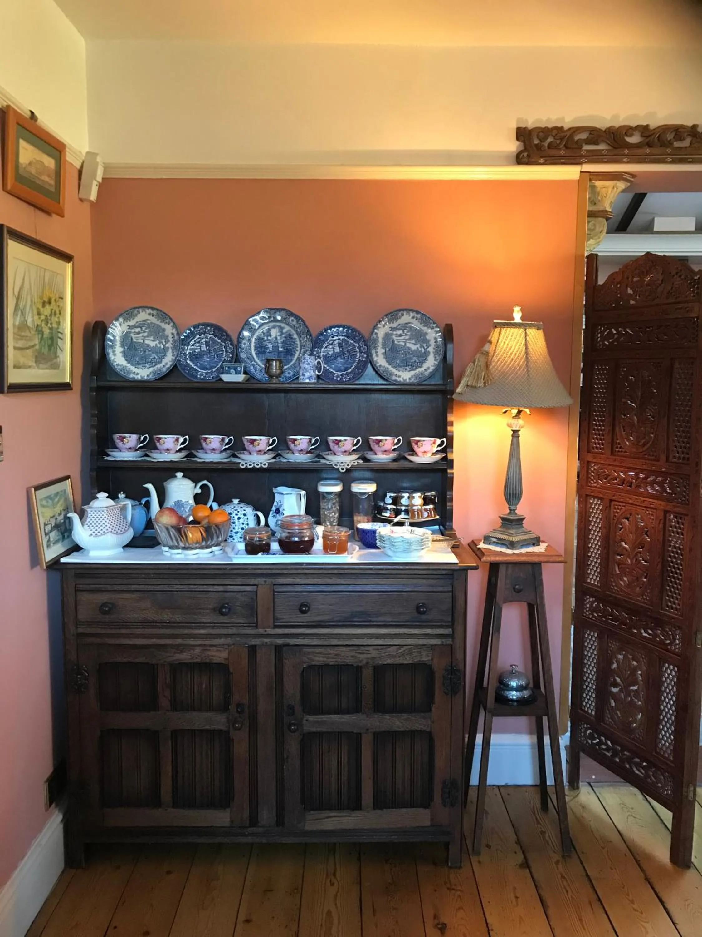 Breakfast in Harry's bed and breakfast