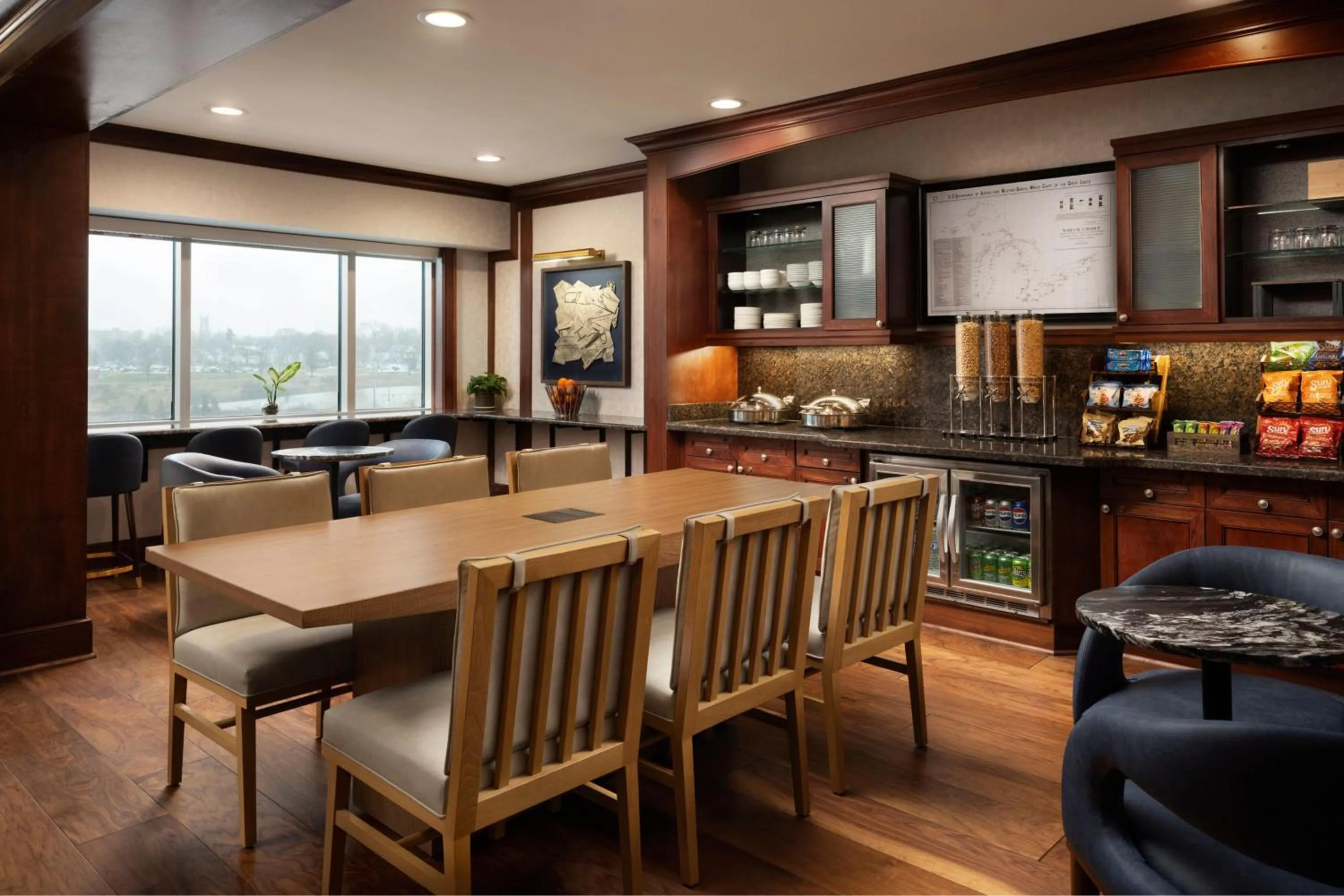 Lounge or bar in Sheraton Erie Bayfront Hotel