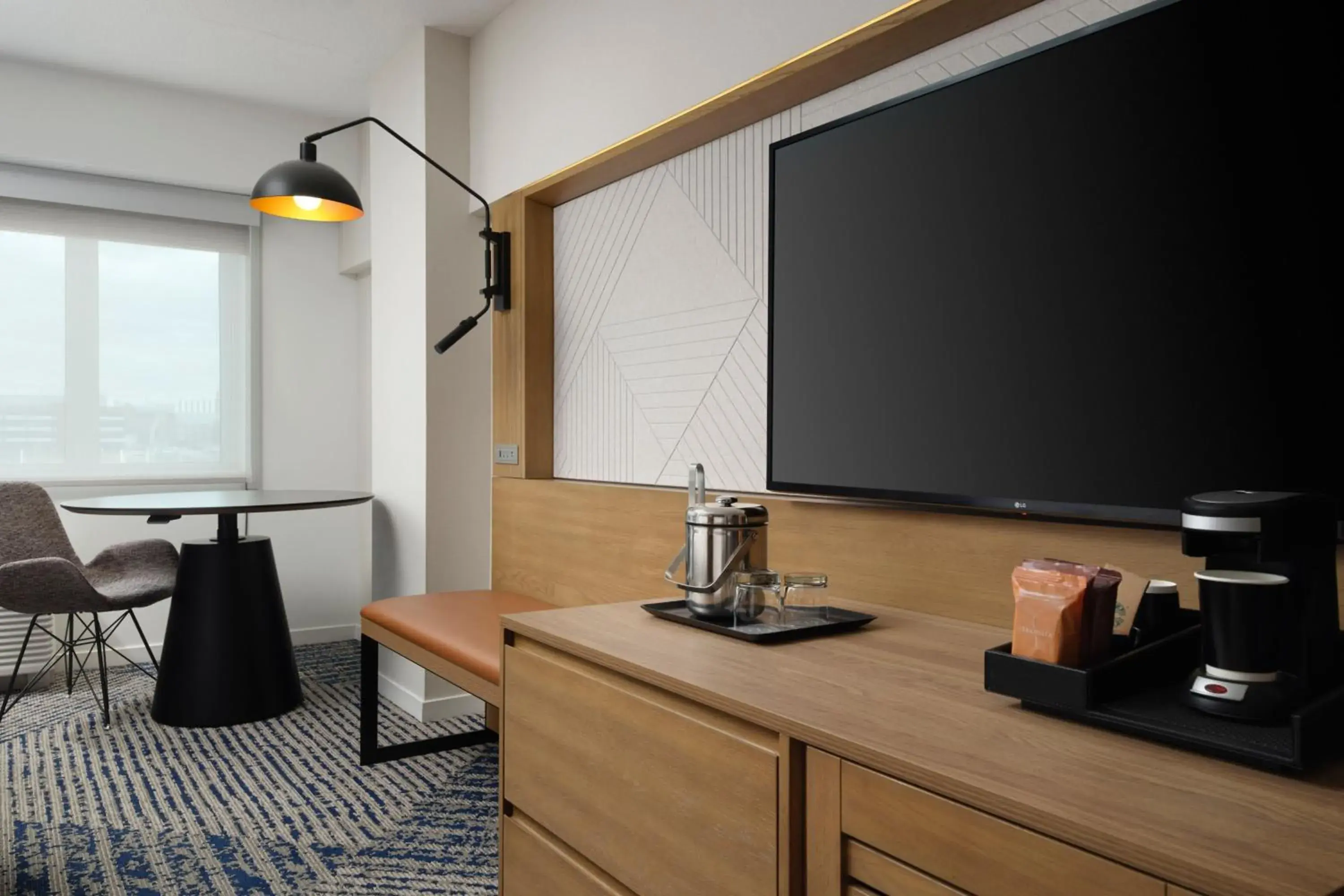 Guest room, 2 Queen, Marina view in Sheraton Erie Bayfront Hotel Guest room, 2 Queen, Marina view in Sheraton Erie Bayfront Hotel