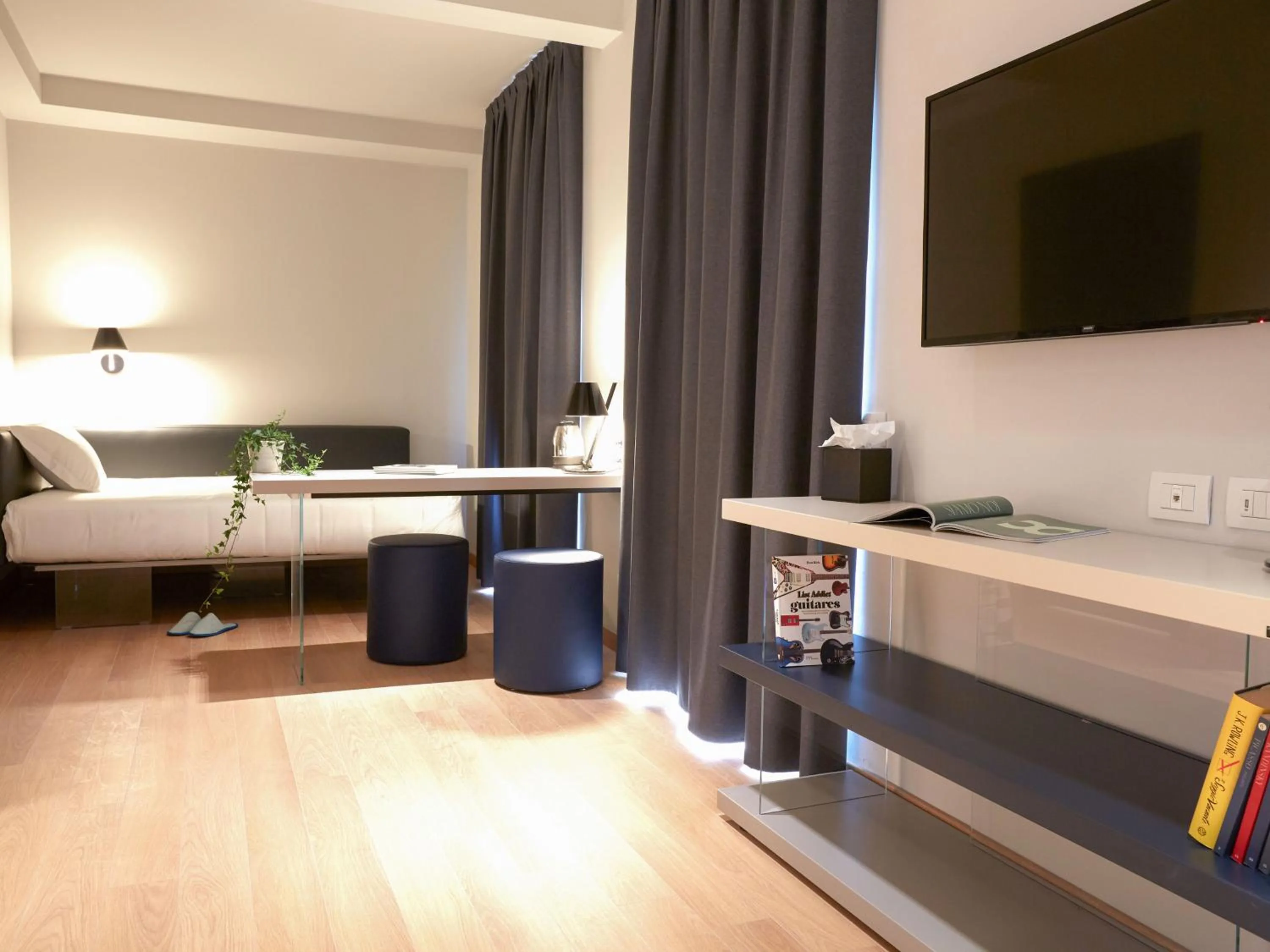 Seating area, Bed in 21 House of Stories Città Studi