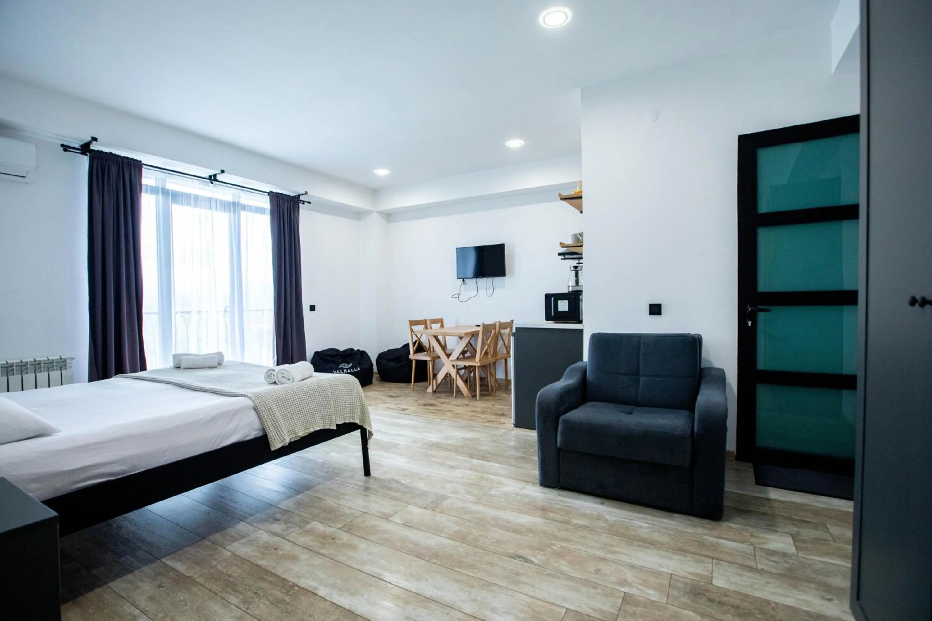 Bedroom, Bed in Level Up Hotel & Restaurant