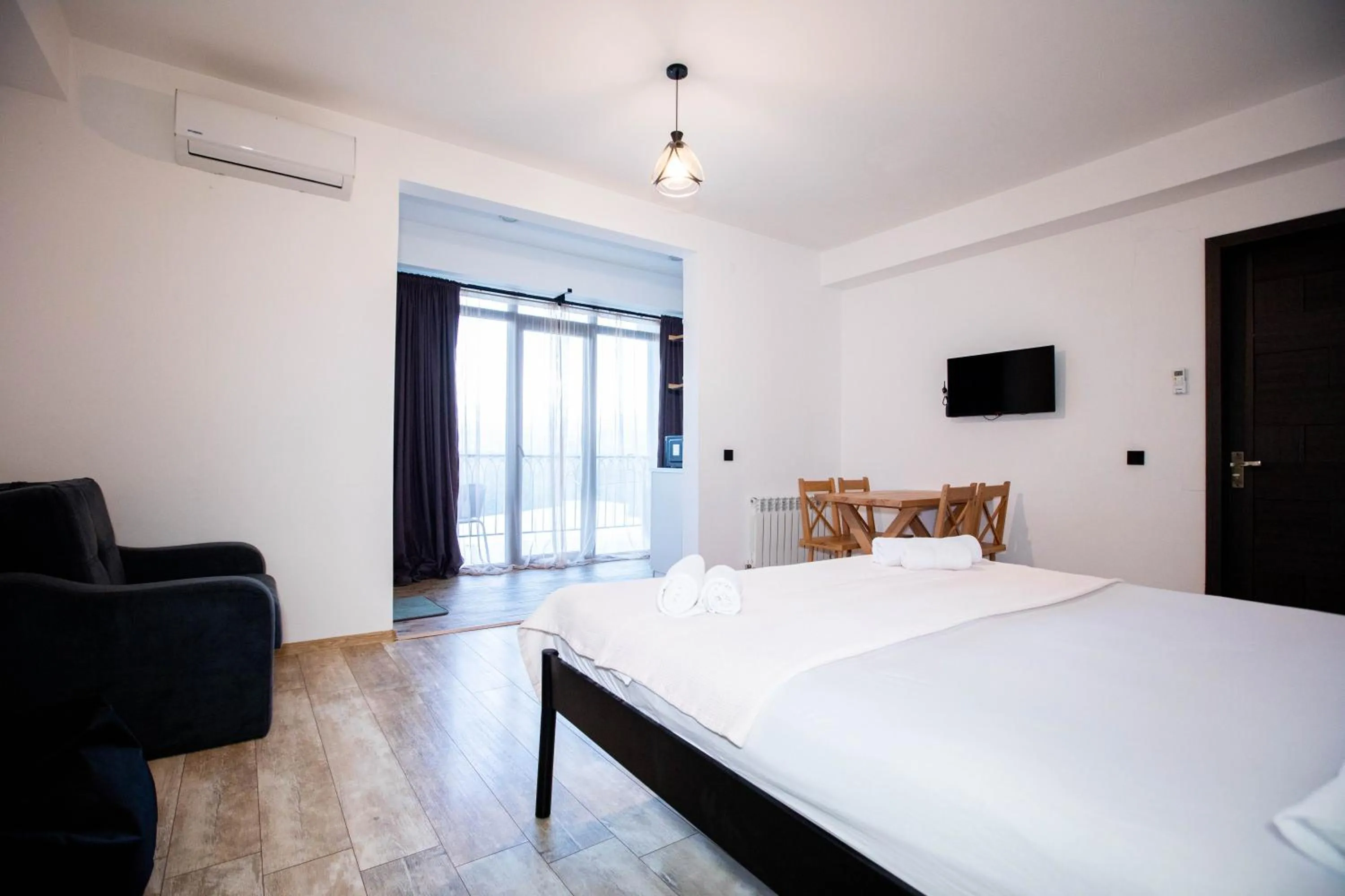 Bedroom, Bed in Level Up Hotel & Restaurant